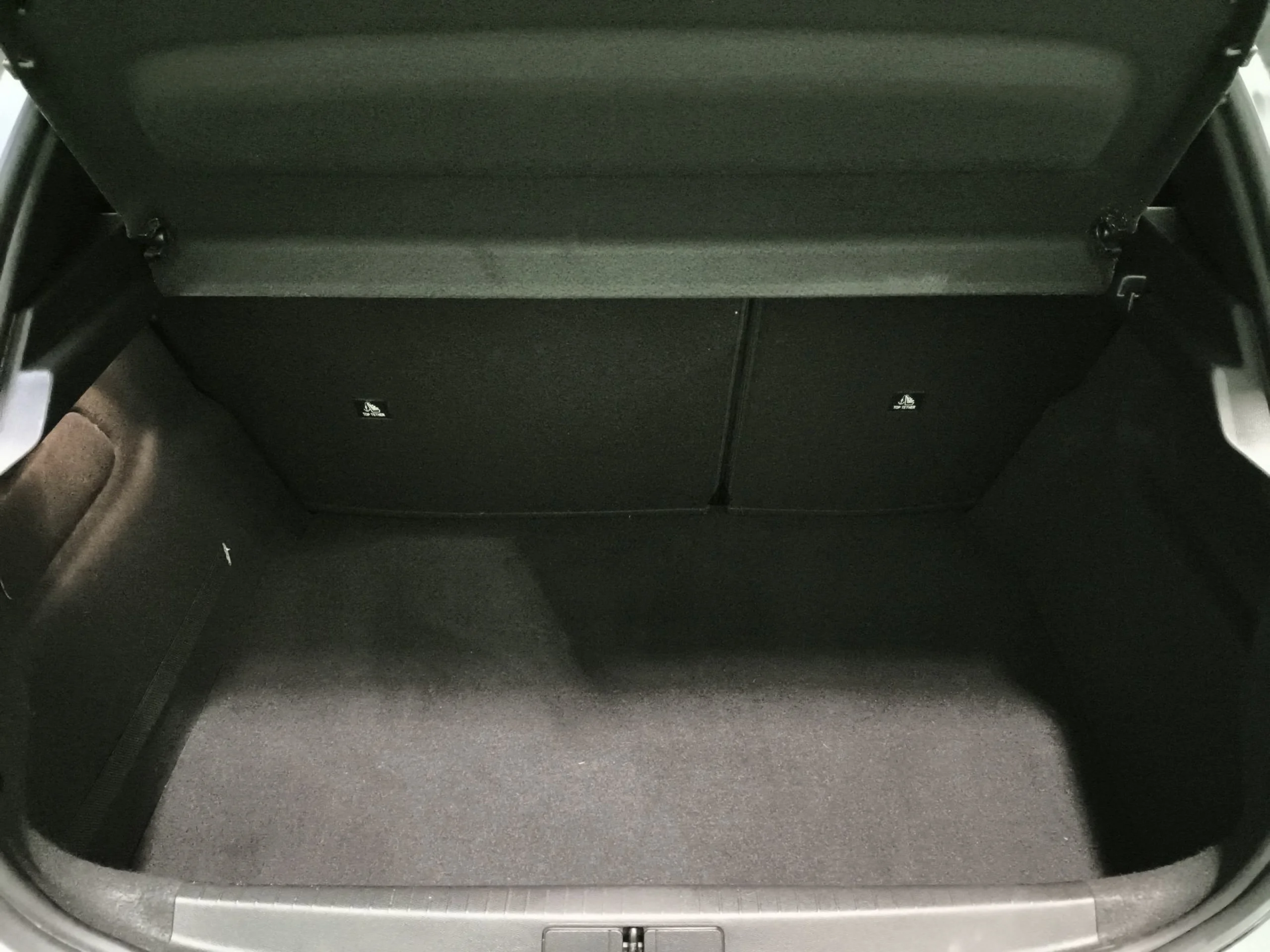 Peugeot 208 PureTech 100 Allure 75 kW (100 CV) - Foto 22