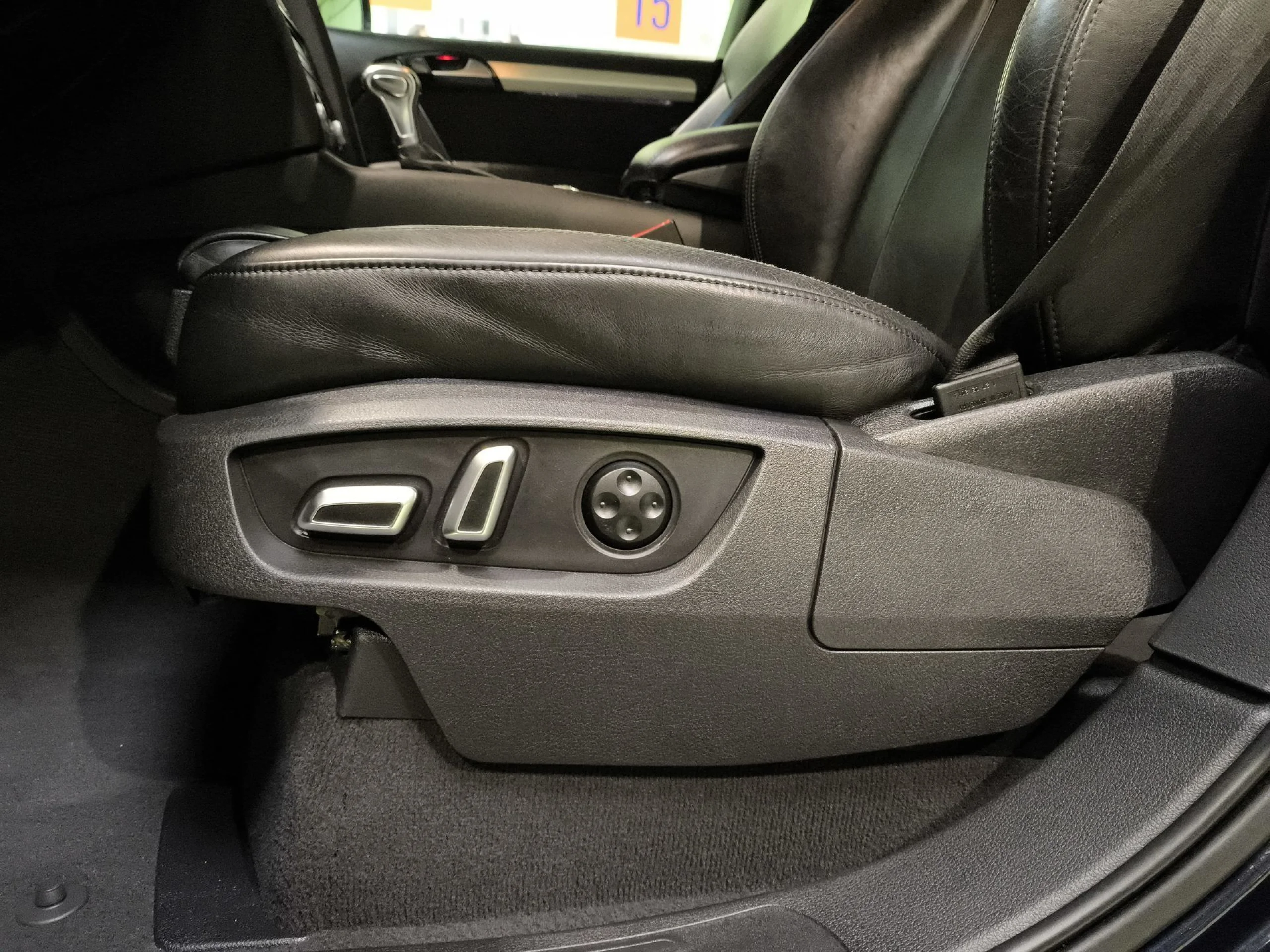 Audi Q7 Ambition 4.2 TDI quattro 250 kW (340 CV) tiptronic - Foto 9