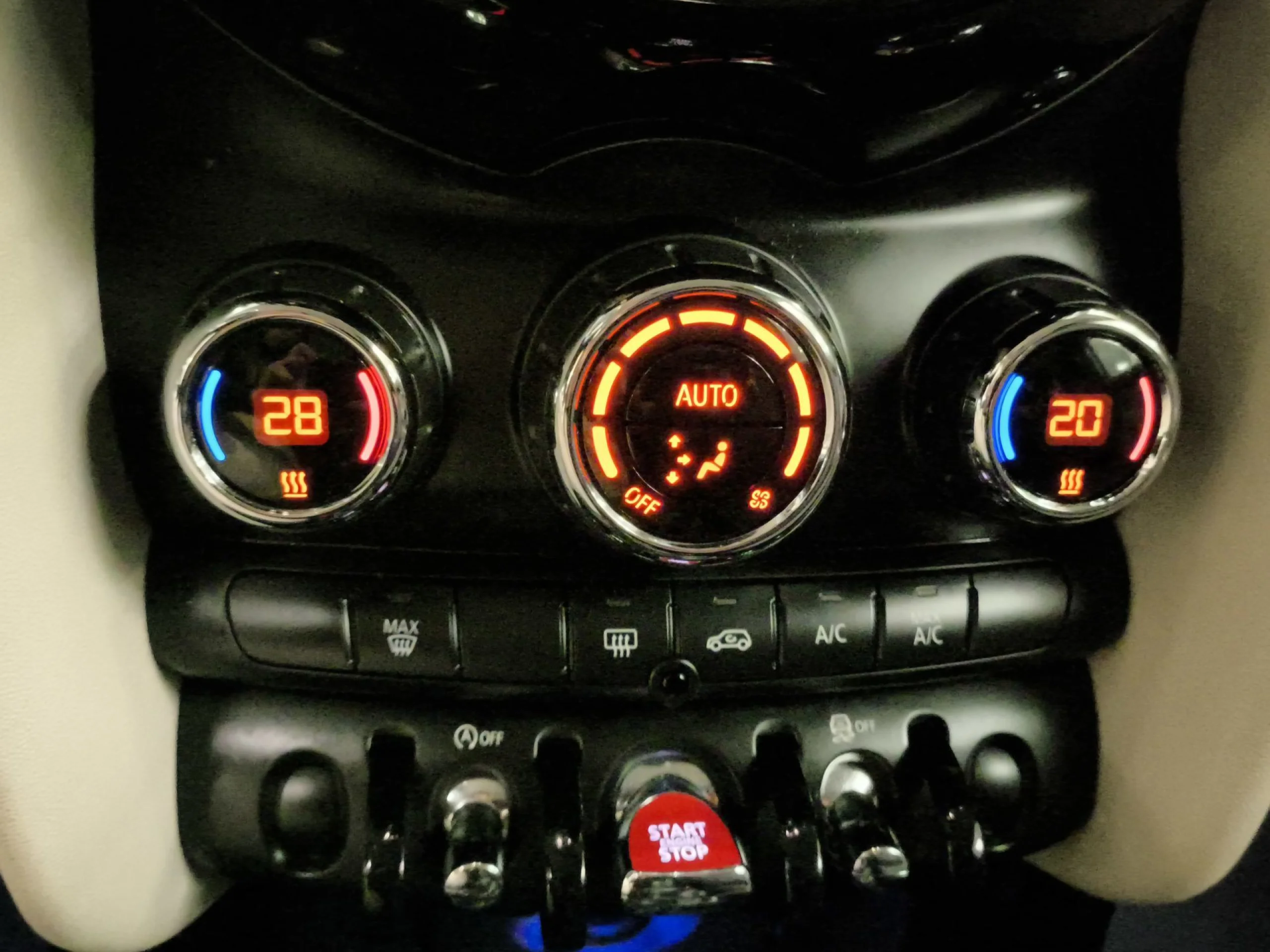 MINI MINI 3 Puertas Cooper D 85 kW (116 CV) - Foto 17