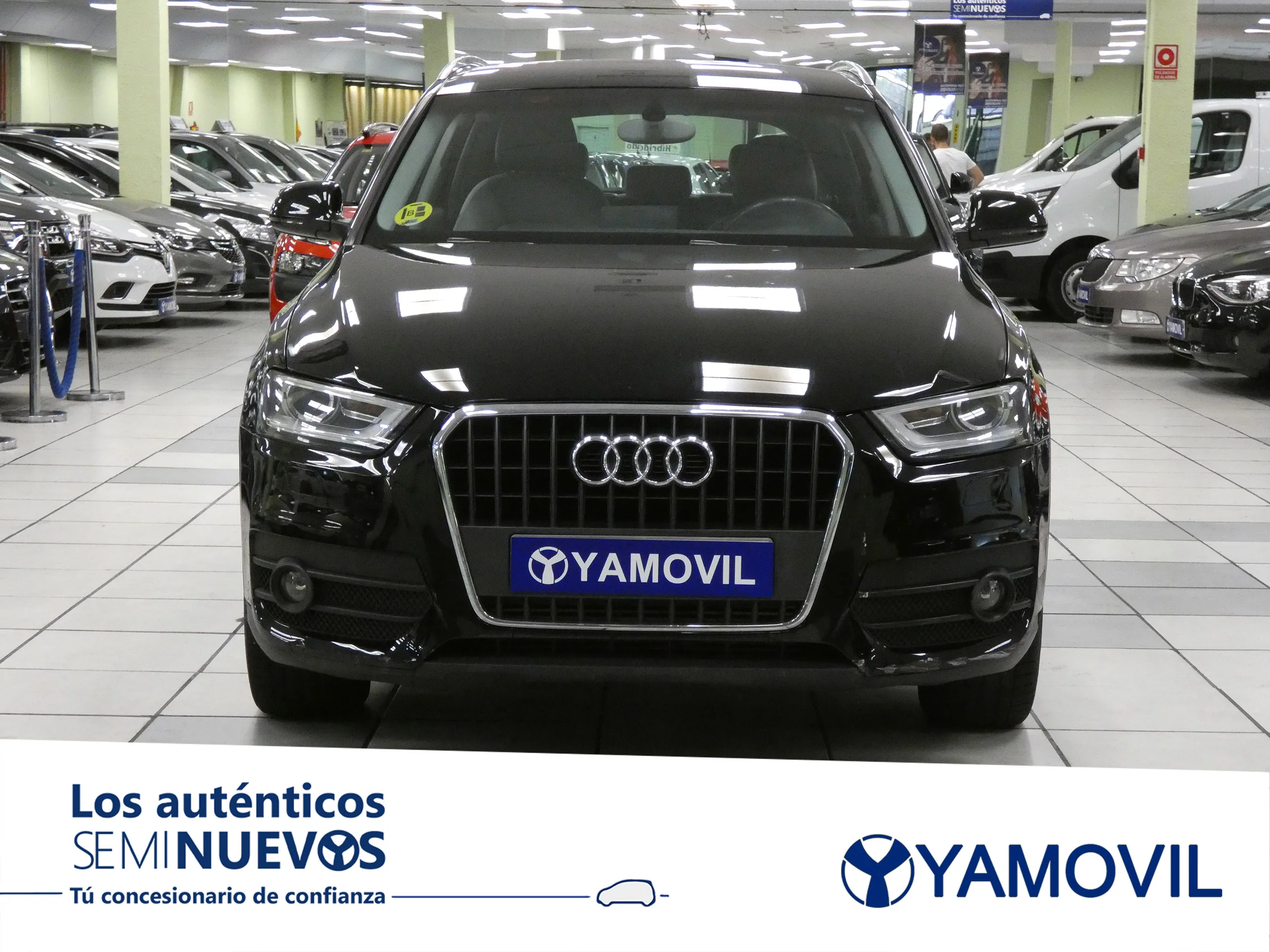 Audi Q3 2.0 TDI AMBIENTE 4X2 - Foto 2