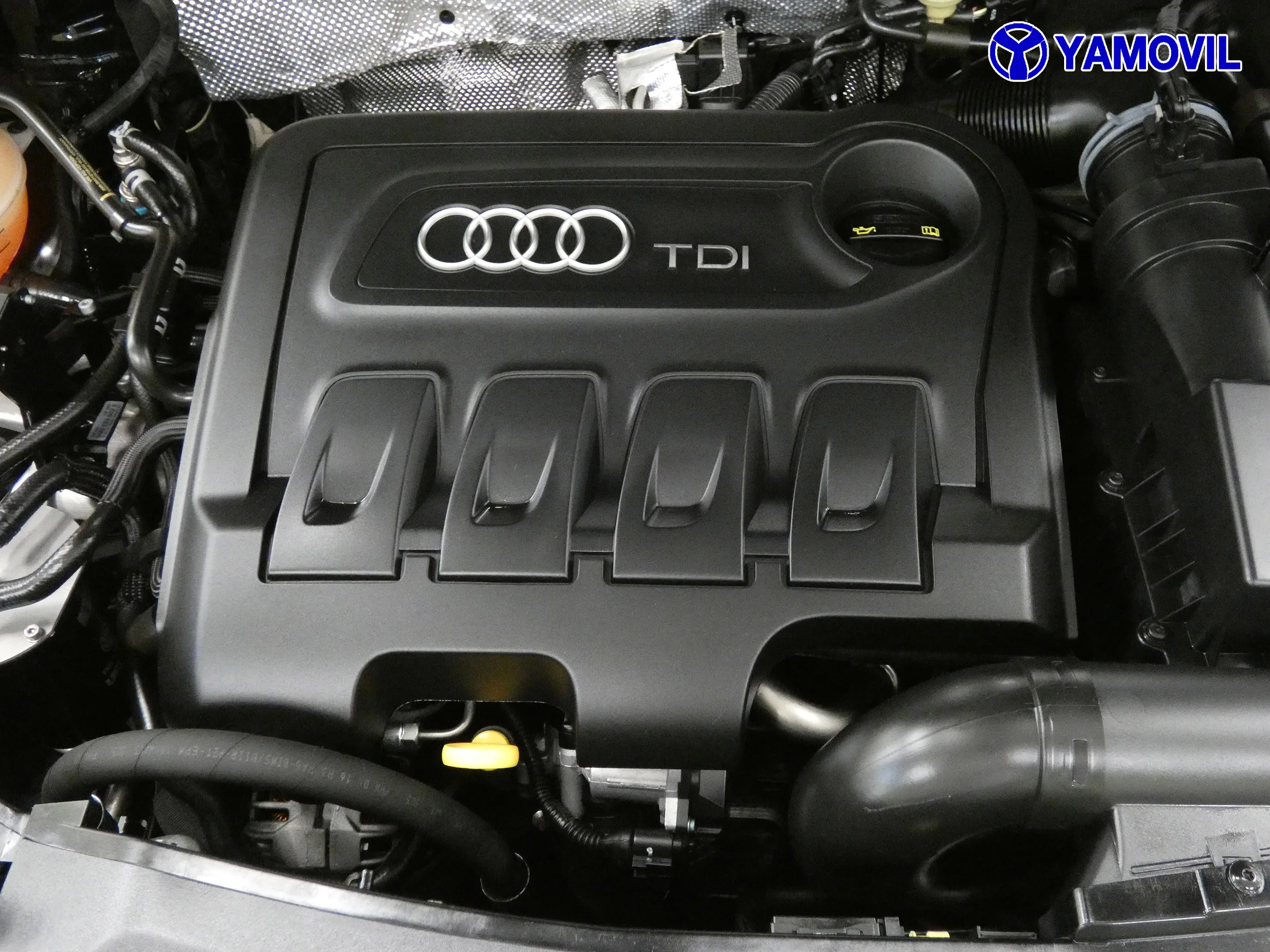 Audi Q3 2.0 TDI AMBIENTE 4X2 - Foto 8