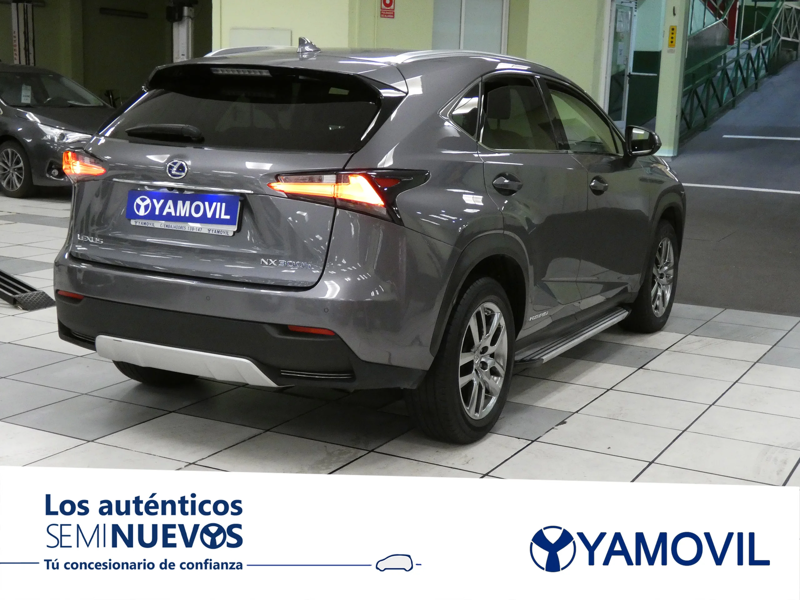 Lexus NX 300h 2.5 EXECUTIVE 4WD NAVIBOX 5P - Foto 4