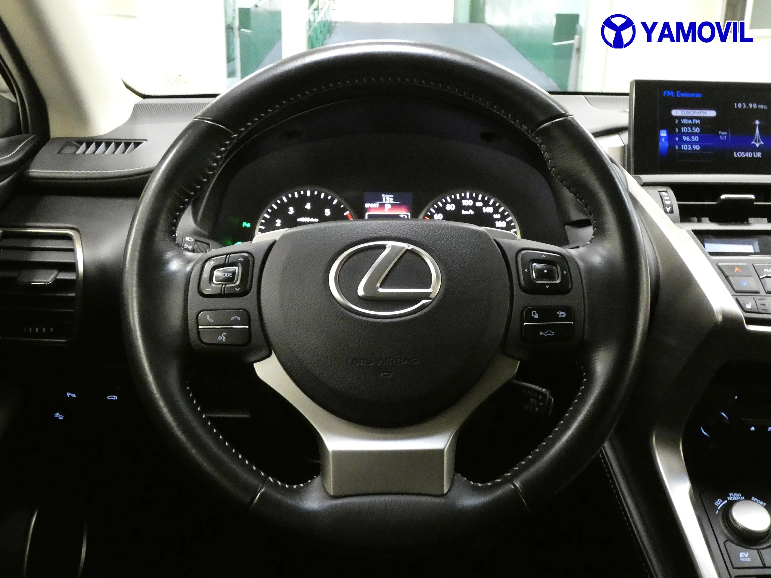 Lexus NX 300h 2.5 EXECUTIVE 4WD NAVIBOX 5P - Foto 18