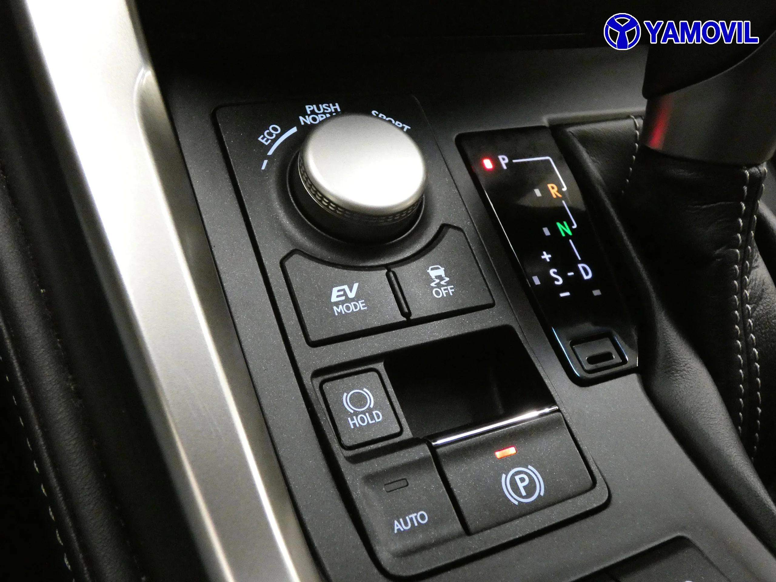 Lexus NX 300h 2.5 EXECUTIVE 4WD NAVIBOX 5P - Foto 29