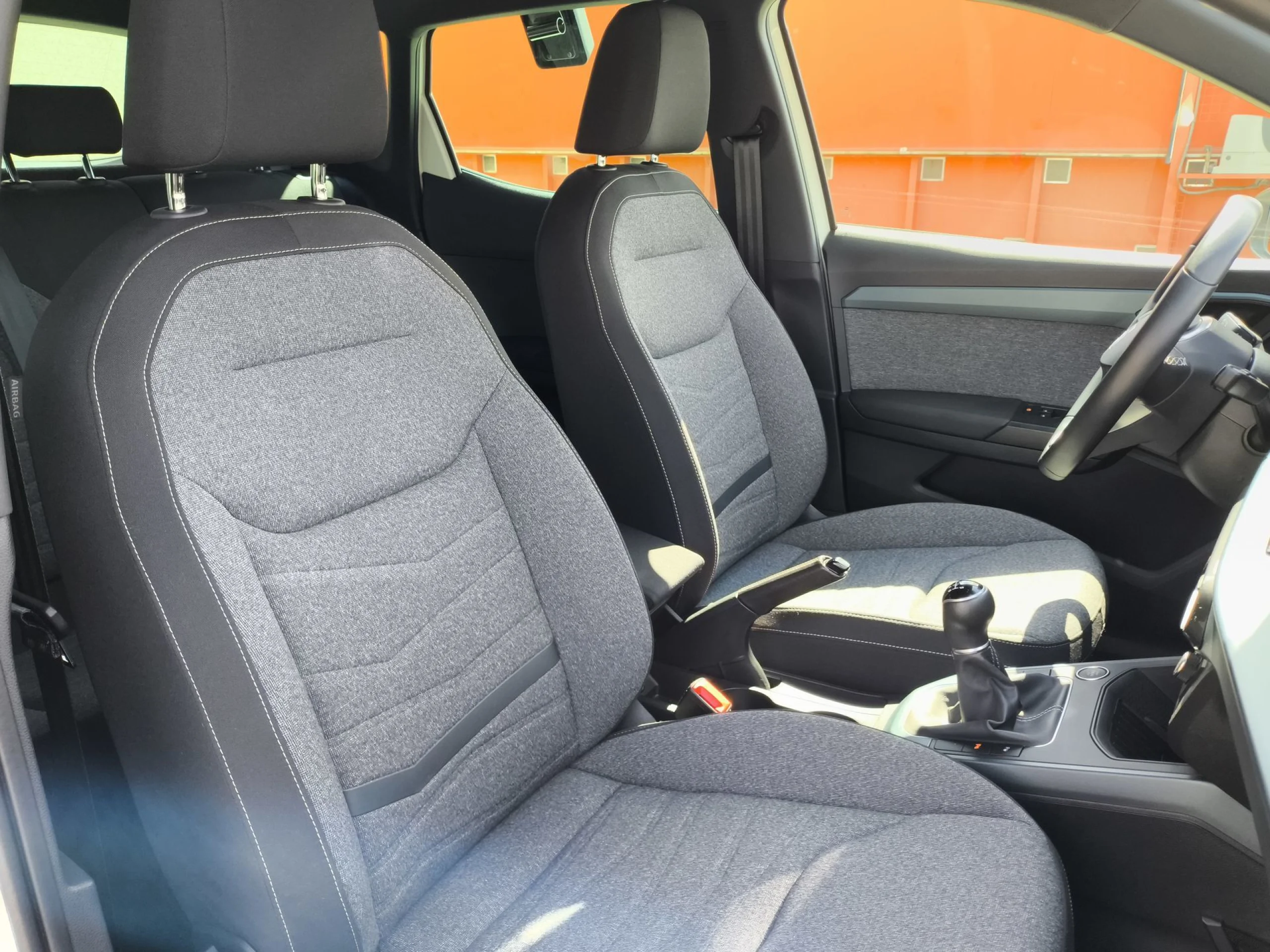 Seat Arona 1.0 TSI Xperience Plus 81 kW (110 CV) - Foto 22