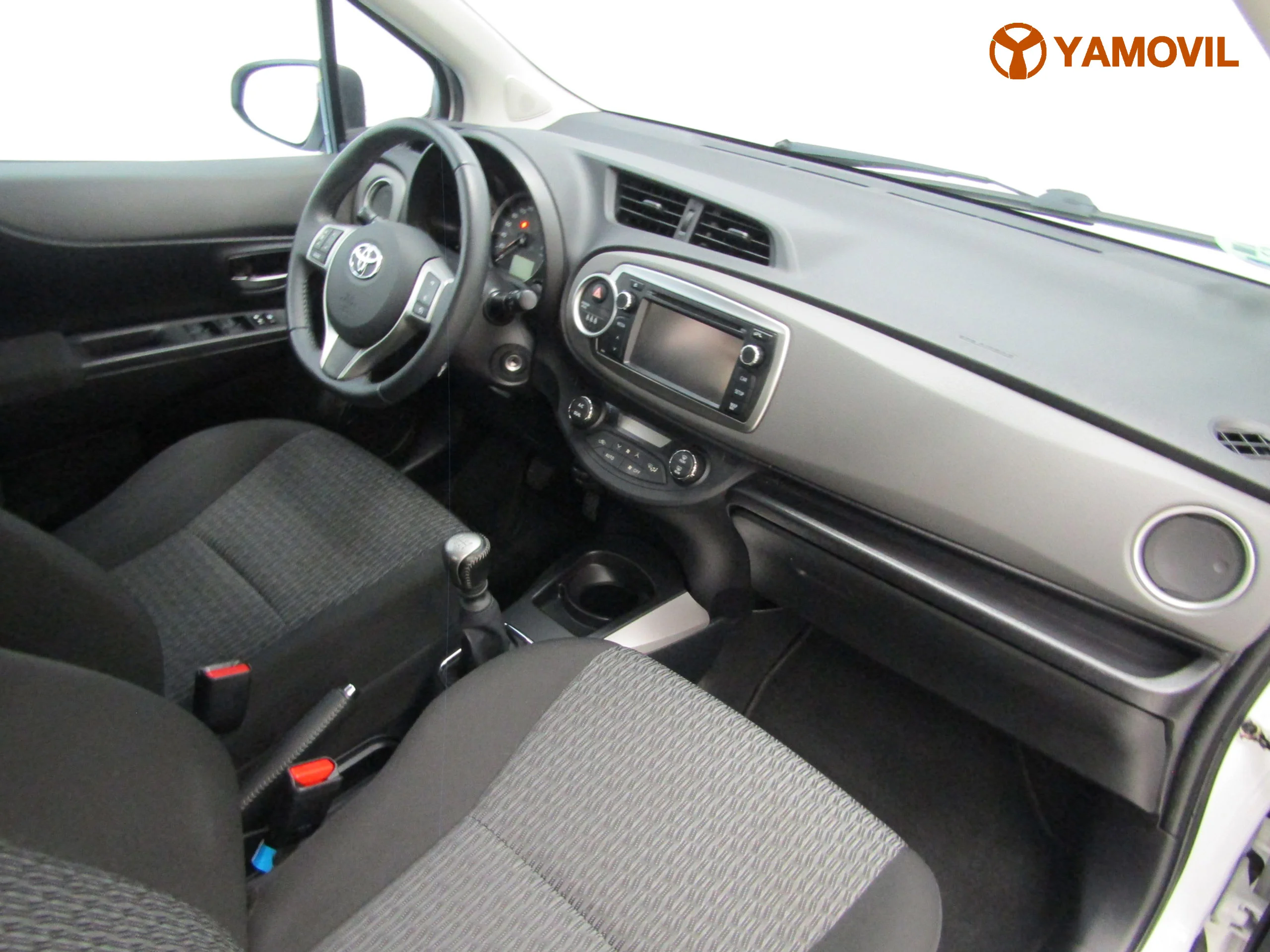 Toyota Yaris 1.3 ACTIVE PACK COOL - Foto 14
