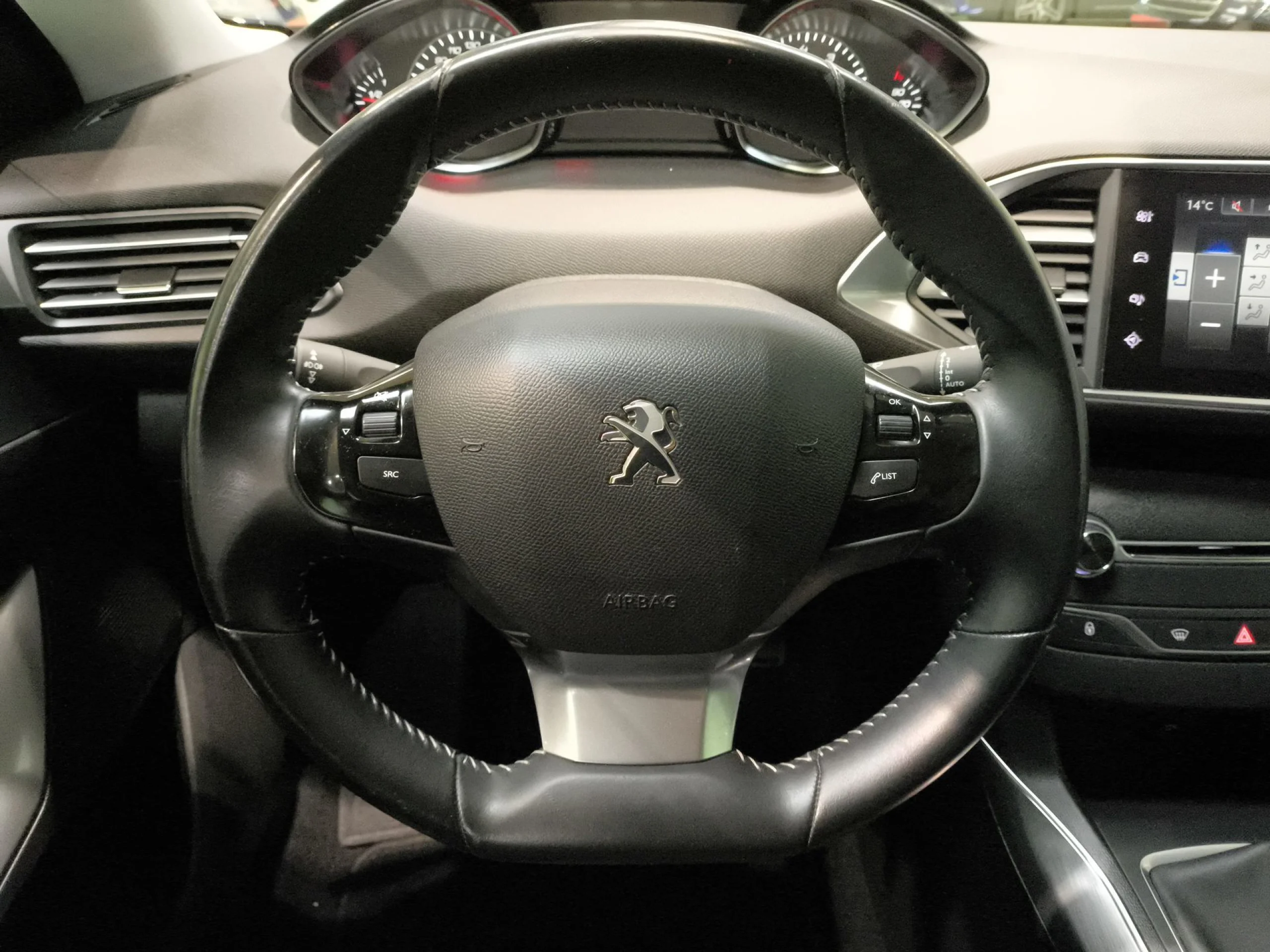 Peugeot 308 PureTech 130 SANDS Allure 96 kW (130 CV) - Foto 11