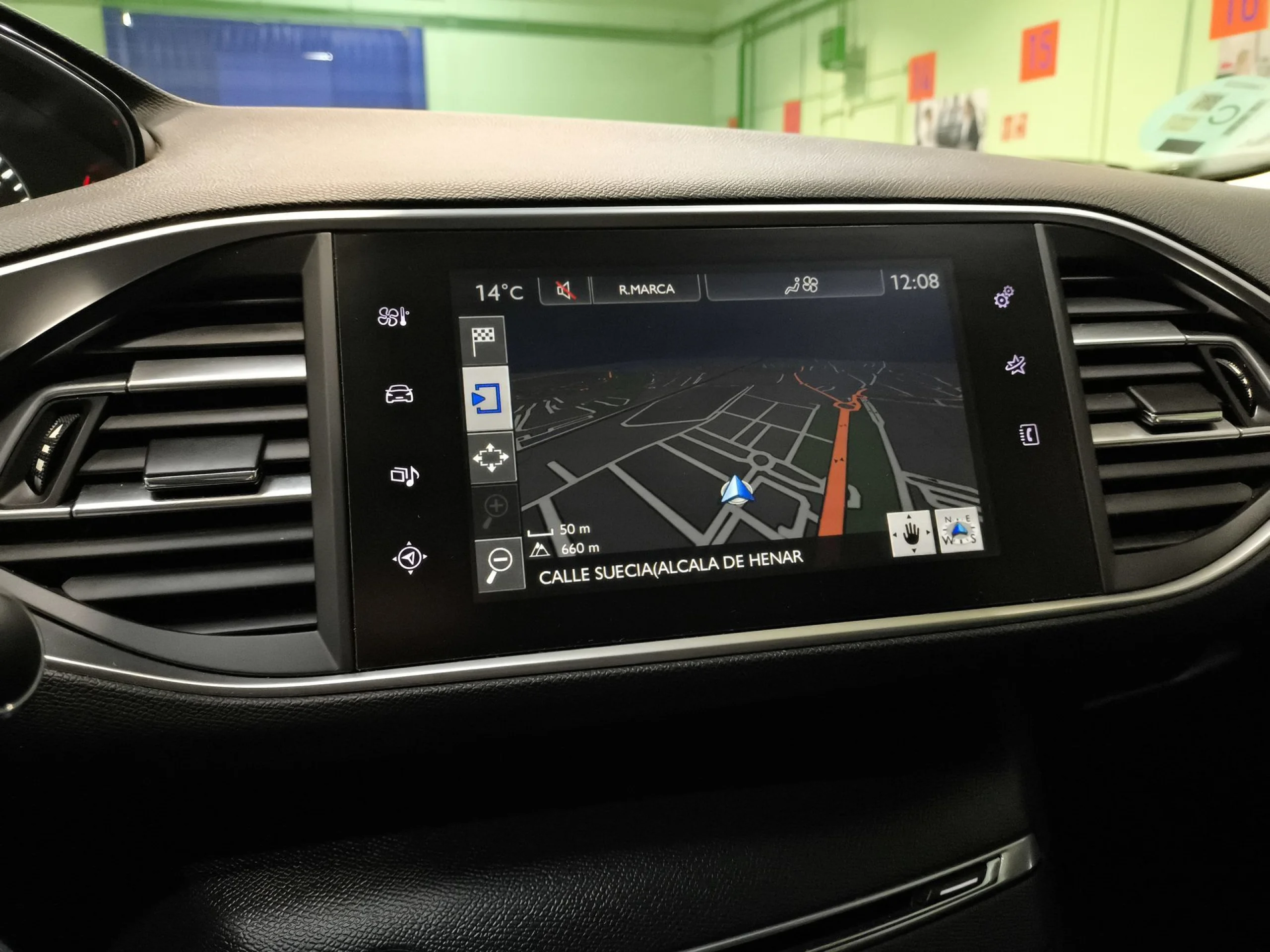 Peugeot 308 PureTech 130 SANDS Allure 96 kW (130 CV) - Foto 14