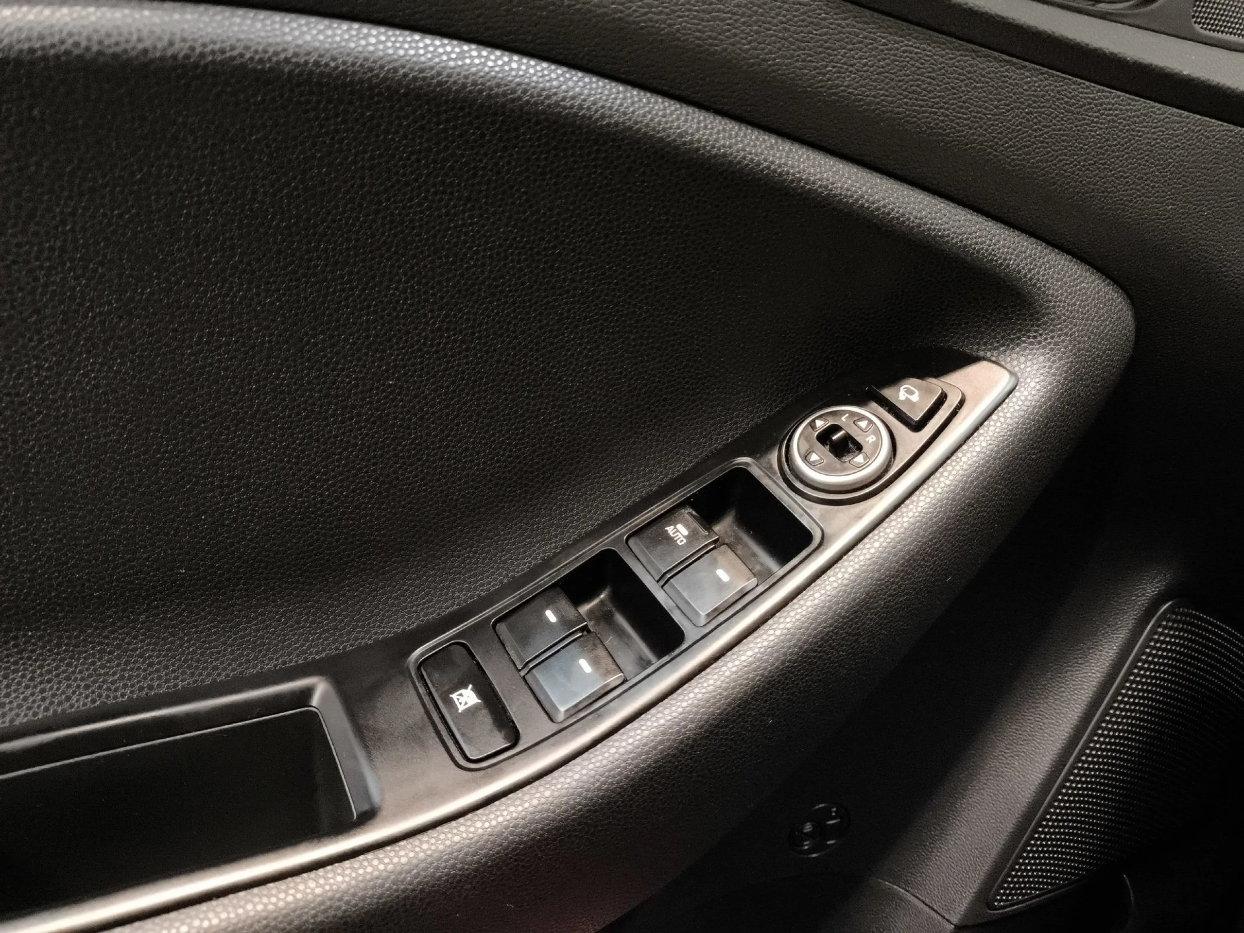 Hyundai I20 1.0 TGDI Tecno LE  74 kW (100 CV) - Foto 10