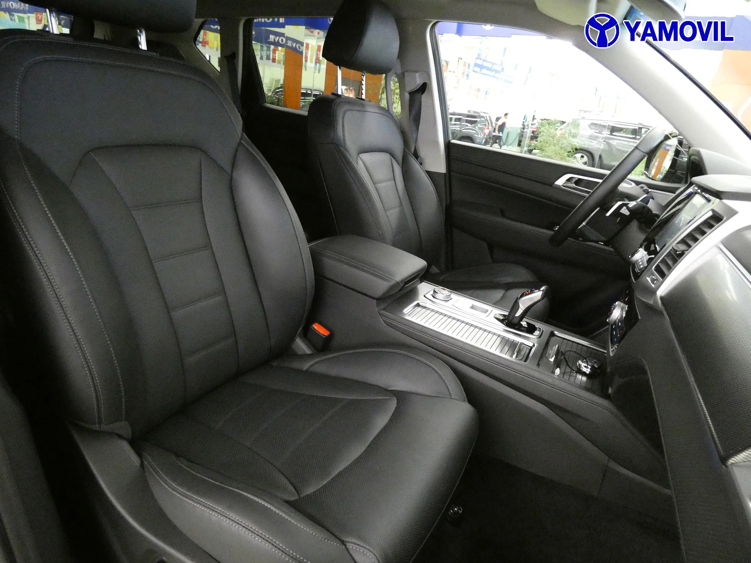 SsangYong REXTON 2.2D LIMITED 4X4  - Foto 16