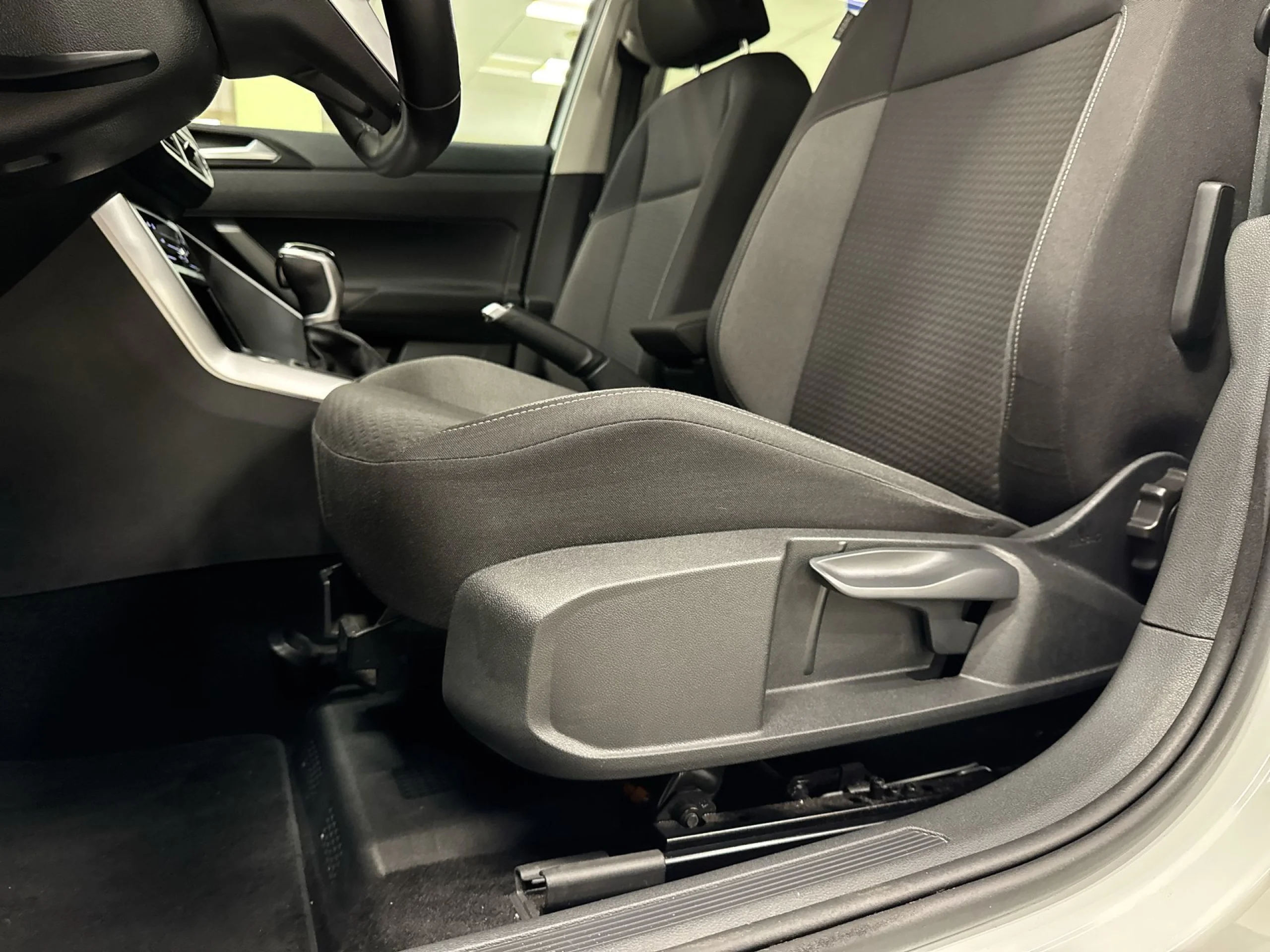 Volkswagen Taigo ``Más`` 1.0 TSI 85 kW (115 CV) DSG - Foto 9