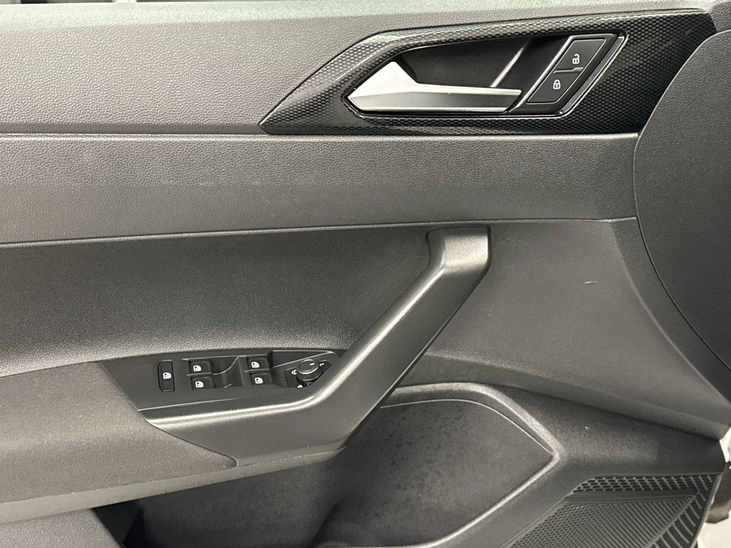 Volkswagen Taigo ``Más`` 1.0 TSI 85 kW (115 CV) DSG - Foto 10