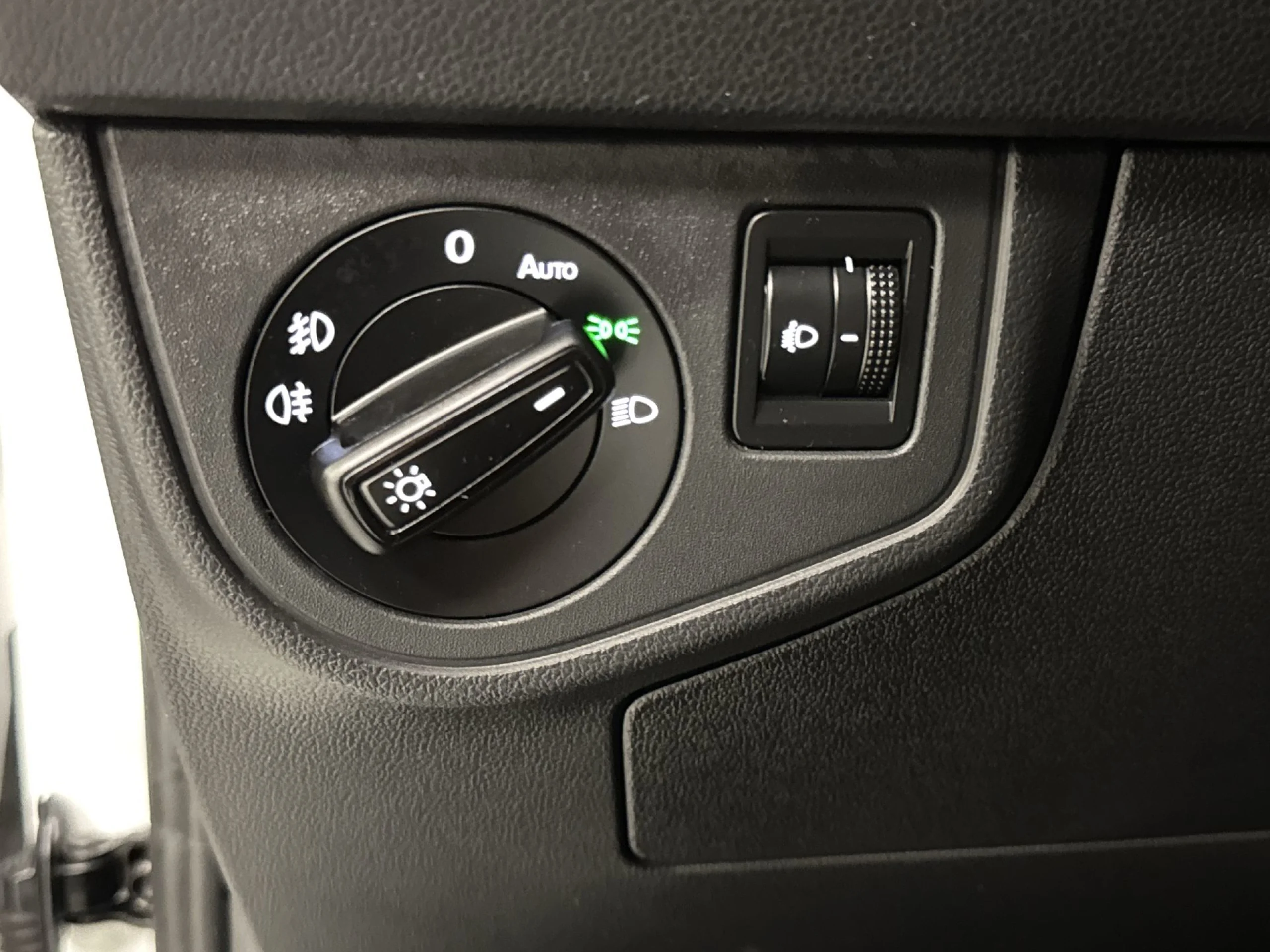 Volkswagen Taigo ``Más`` 1.0 TSI 85 kW (115 CV) DSG - Foto 12