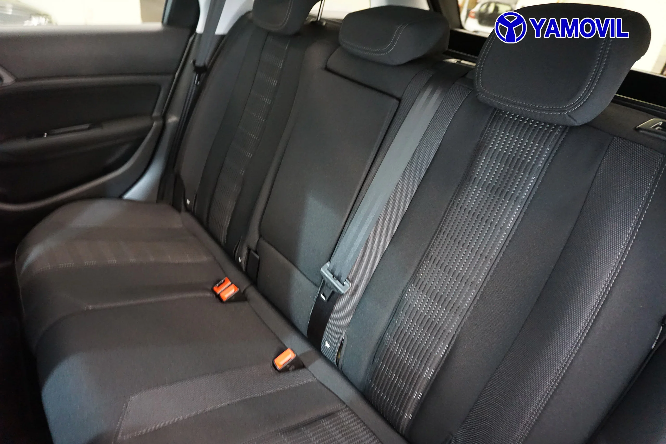 Peugeot 308 1.6 BLUEHDI SW ALLURE 5P - Foto 14