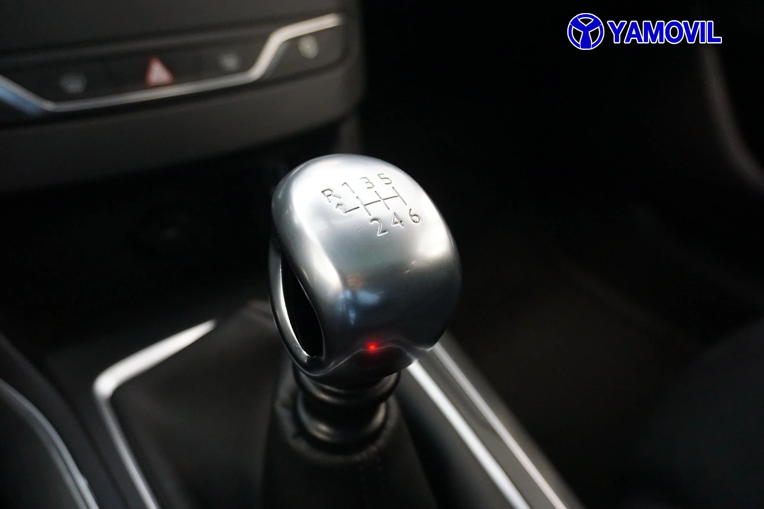 Peugeot 308 1.6 BLUEHDI SW ALLURE 5P - Foto 27