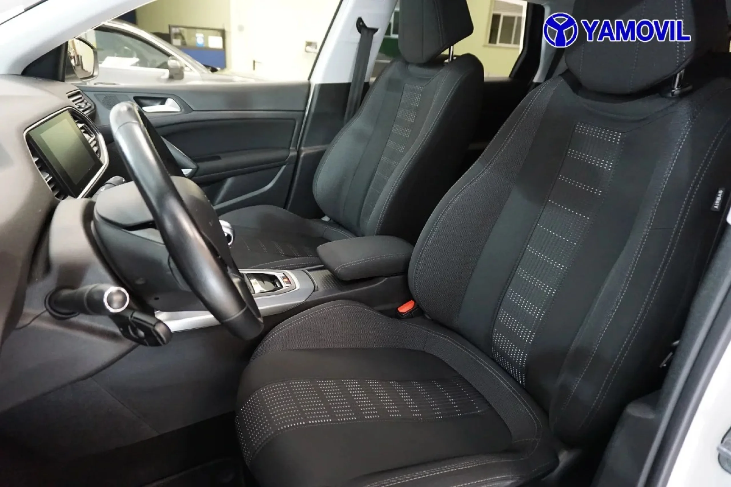 Peugeot 308 SW BlueHDI 120 Allure 88 kW (120 CV) - Foto 13