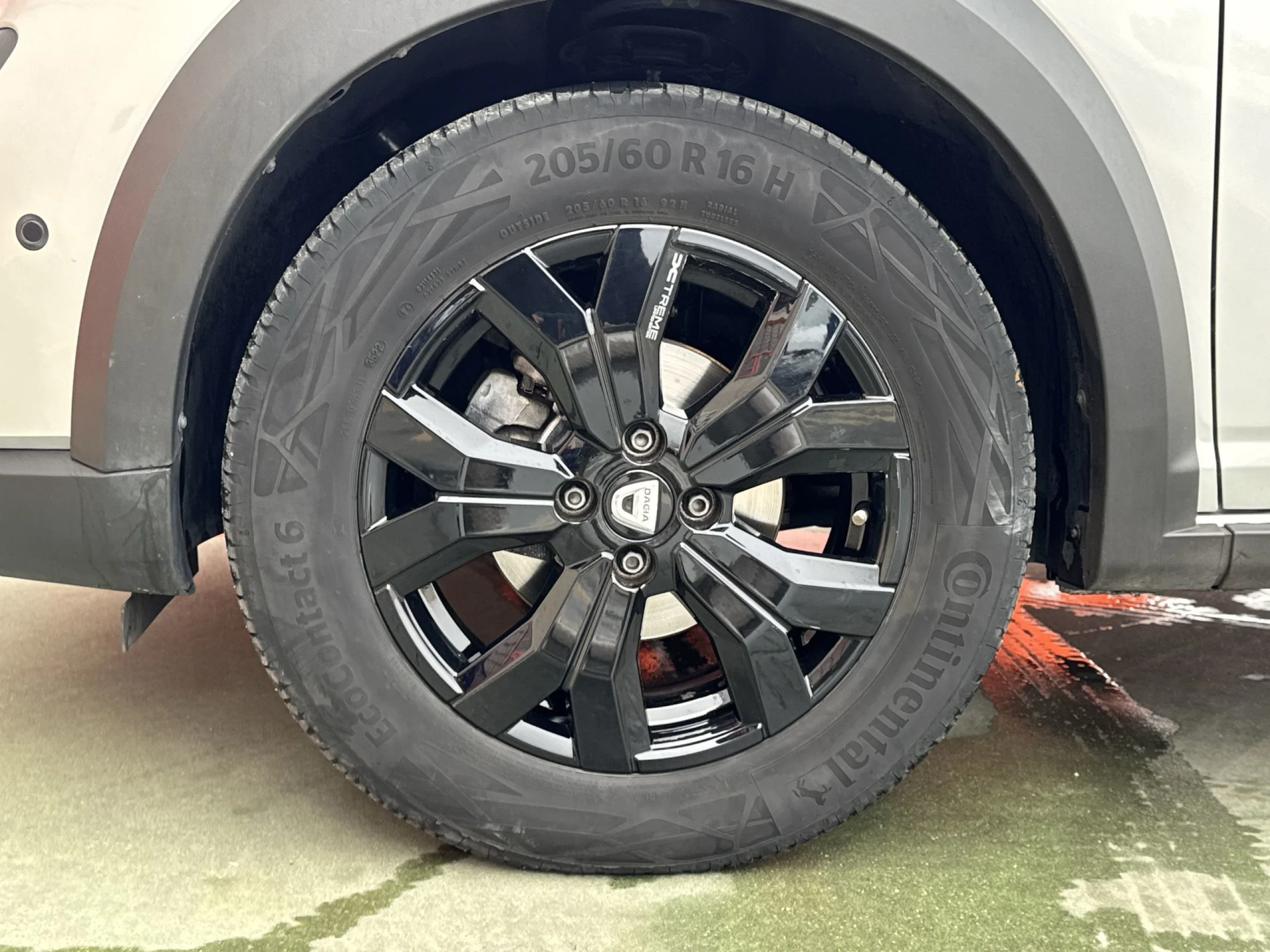 Dacia Jogger Serie Limitada Extreme Go TCe 81 kW (110 CV) 5 Plazas - Foto 7