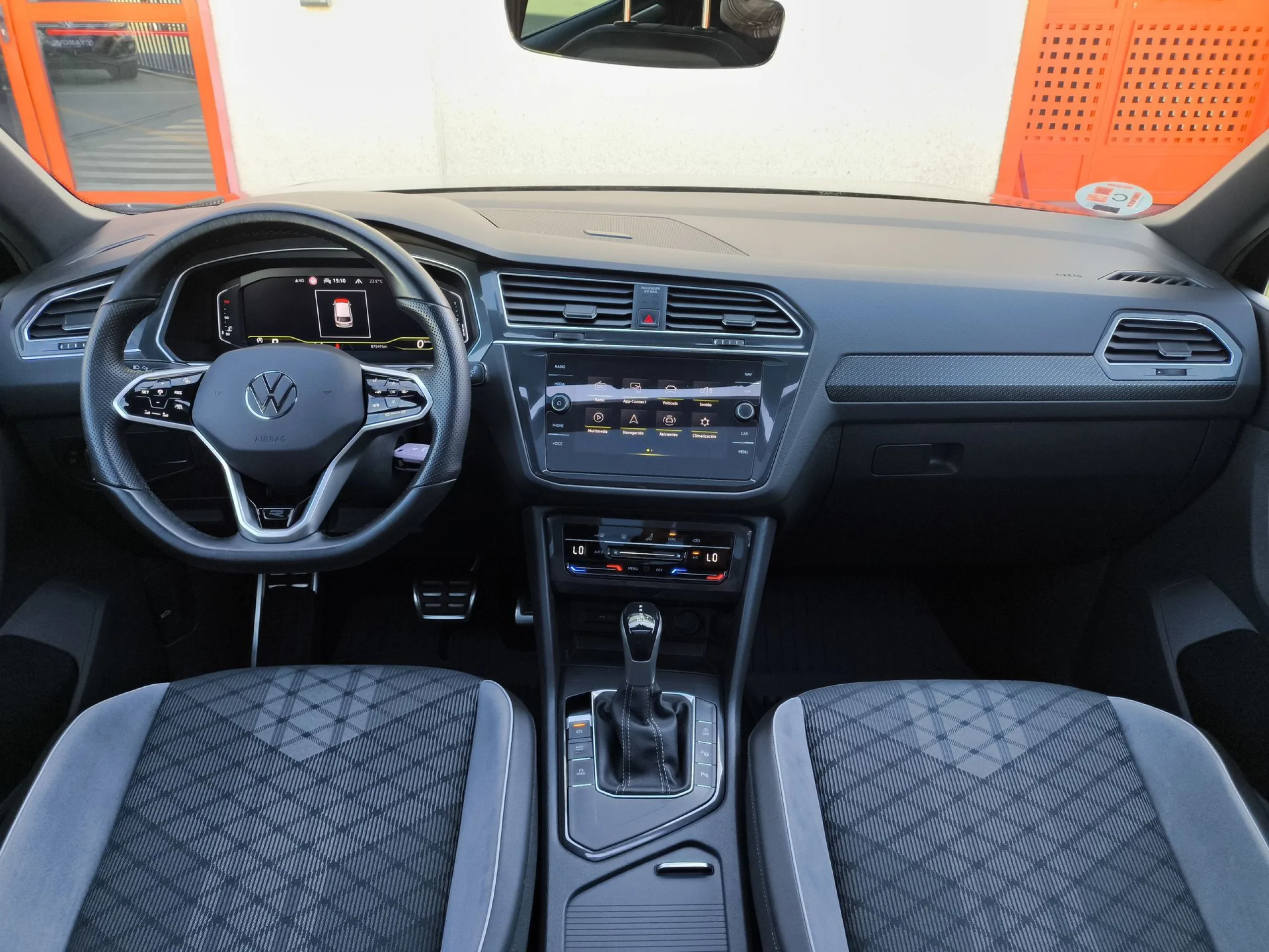 Volkswagen Tiguan R-Line 2.0 TDI 110 kW (150 CV) DSG - Foto 11