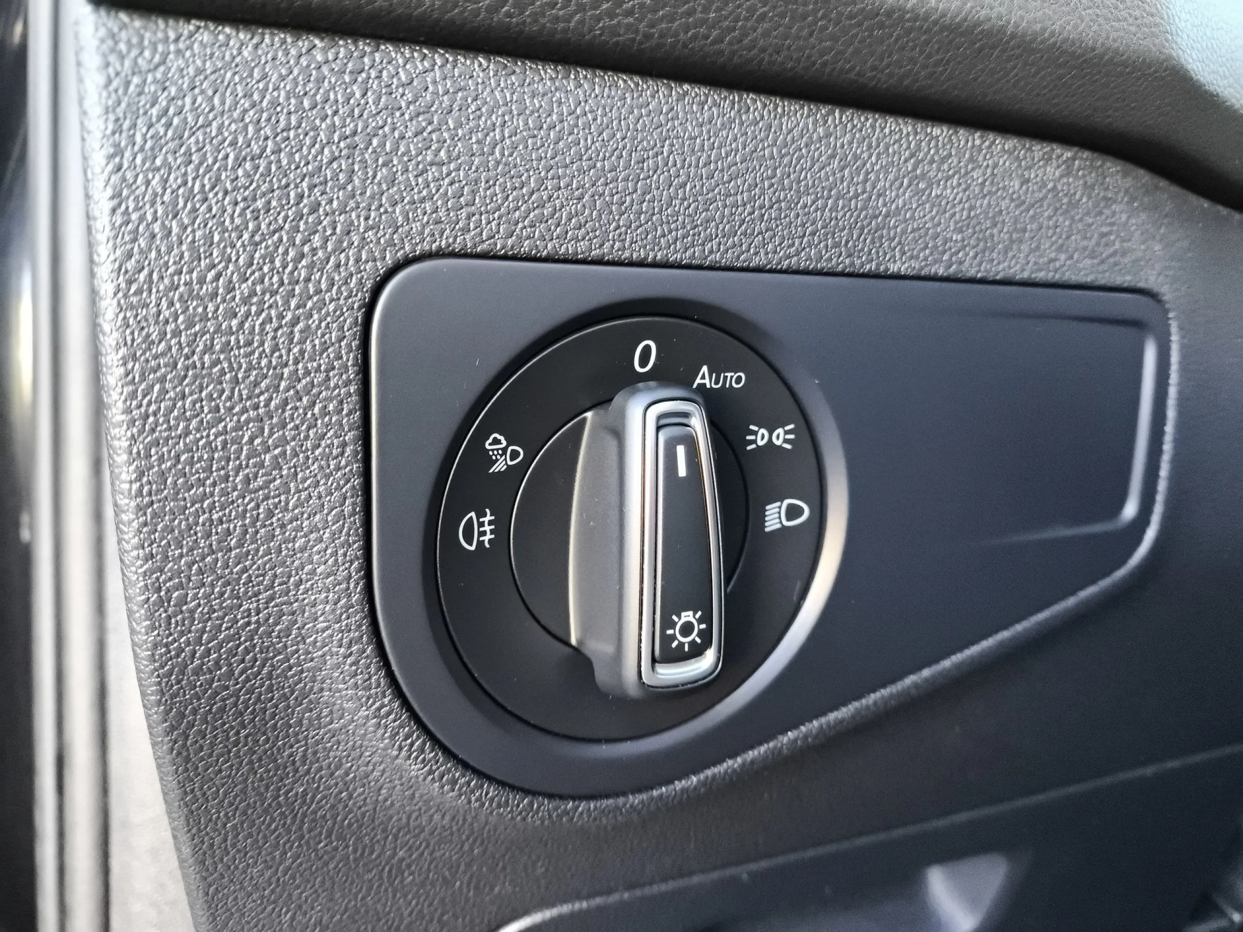 Volkswagen Tiguan R-Line 2.0 TDI 110 kW (150 CV) DSG - Foto 12