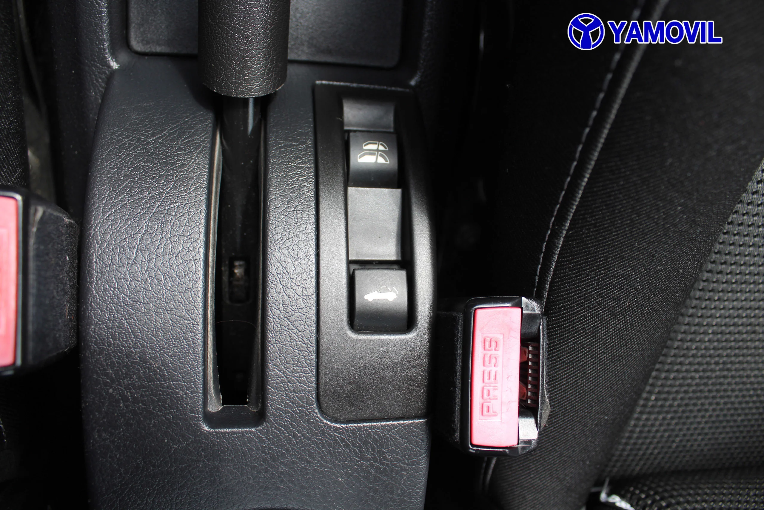Peugeot 207 CC 1.6 VTi 88 kW (120 CV) - Foto 33