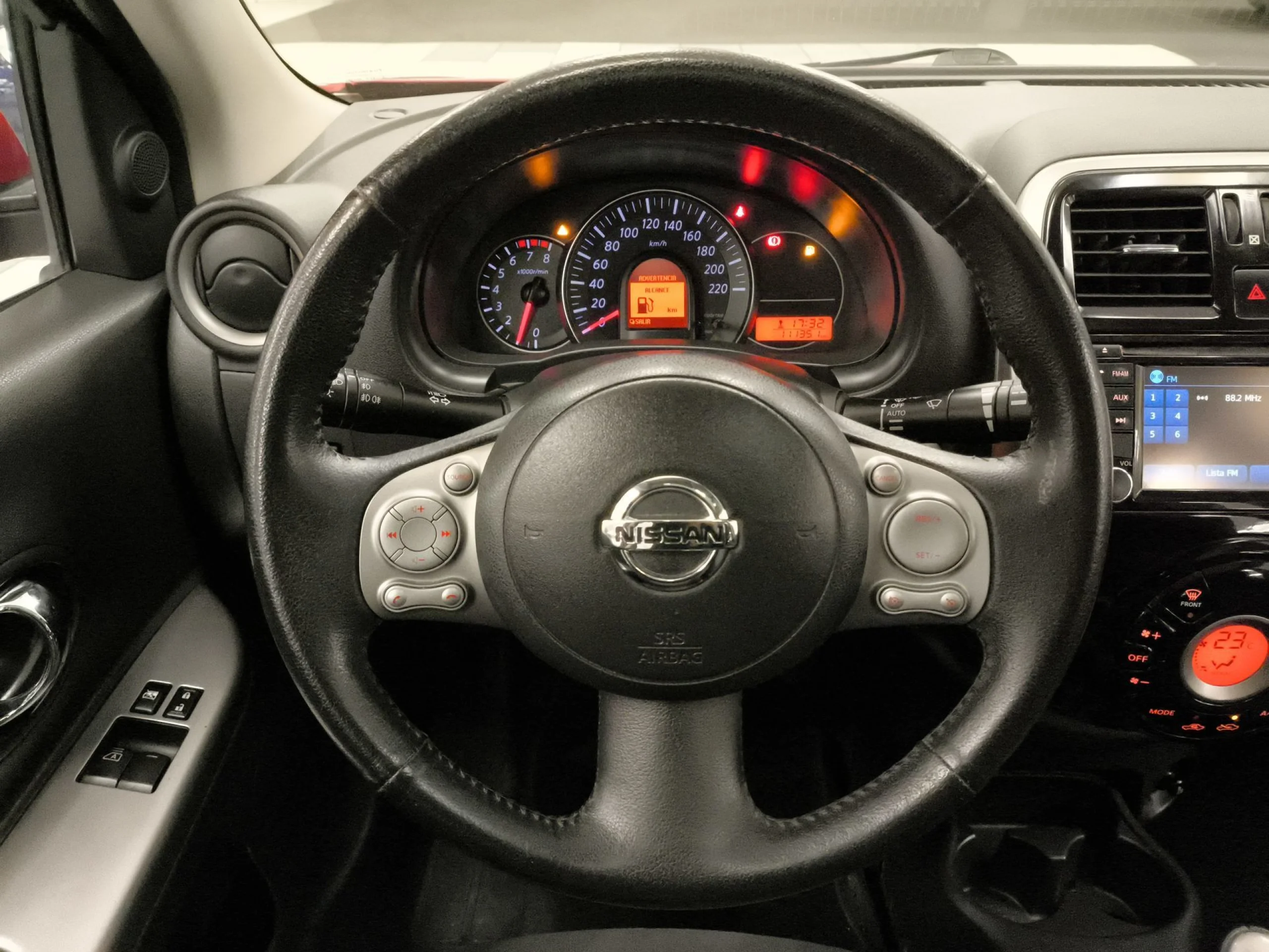 Nissan Micra 1.2 Tekna 59 kW (80 CV) - Foto 11