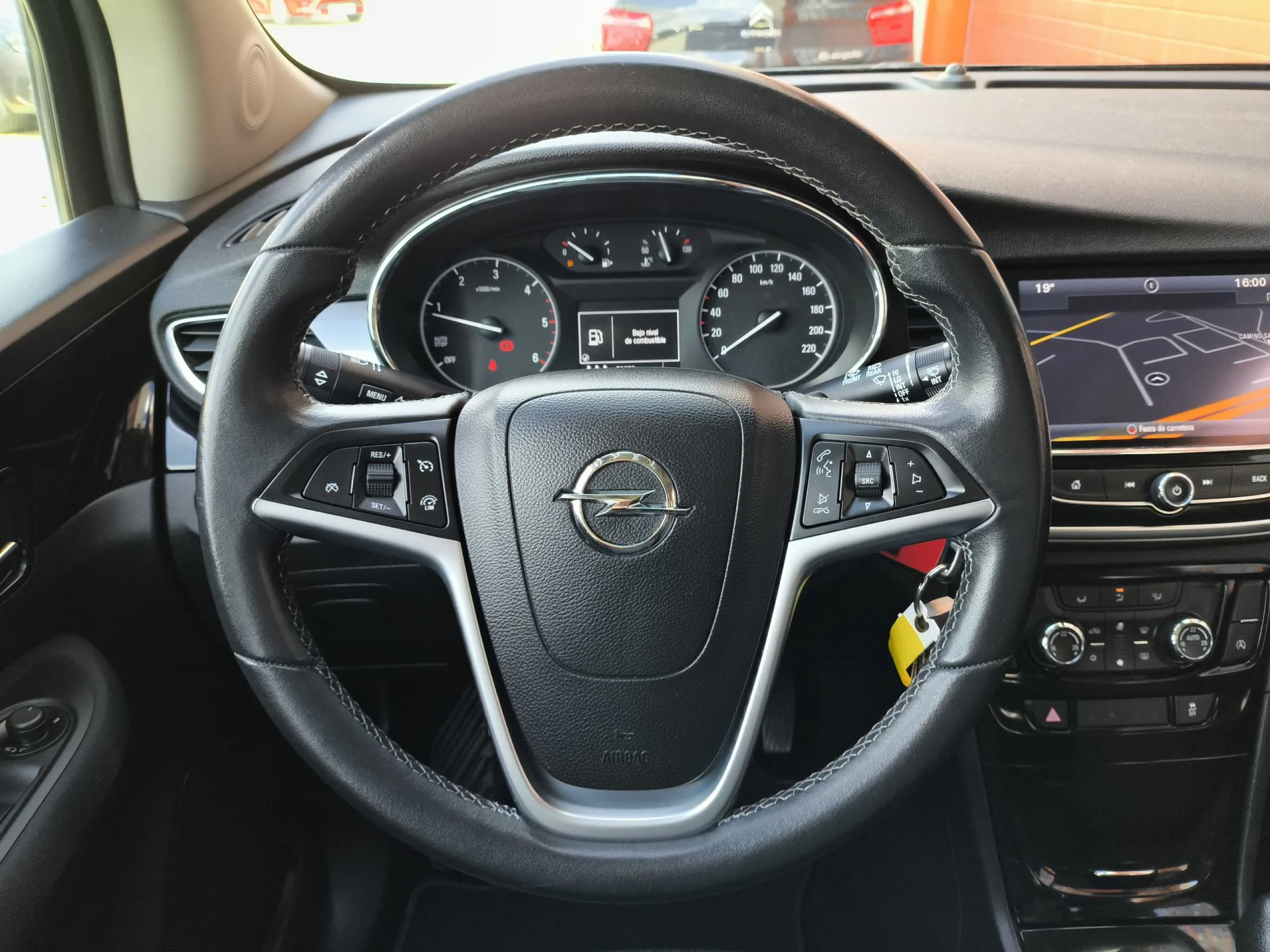 Opel Mokka X 1.6 CDTI SANDS Selective 4X2 100 kW (136 CV) - Foto 11