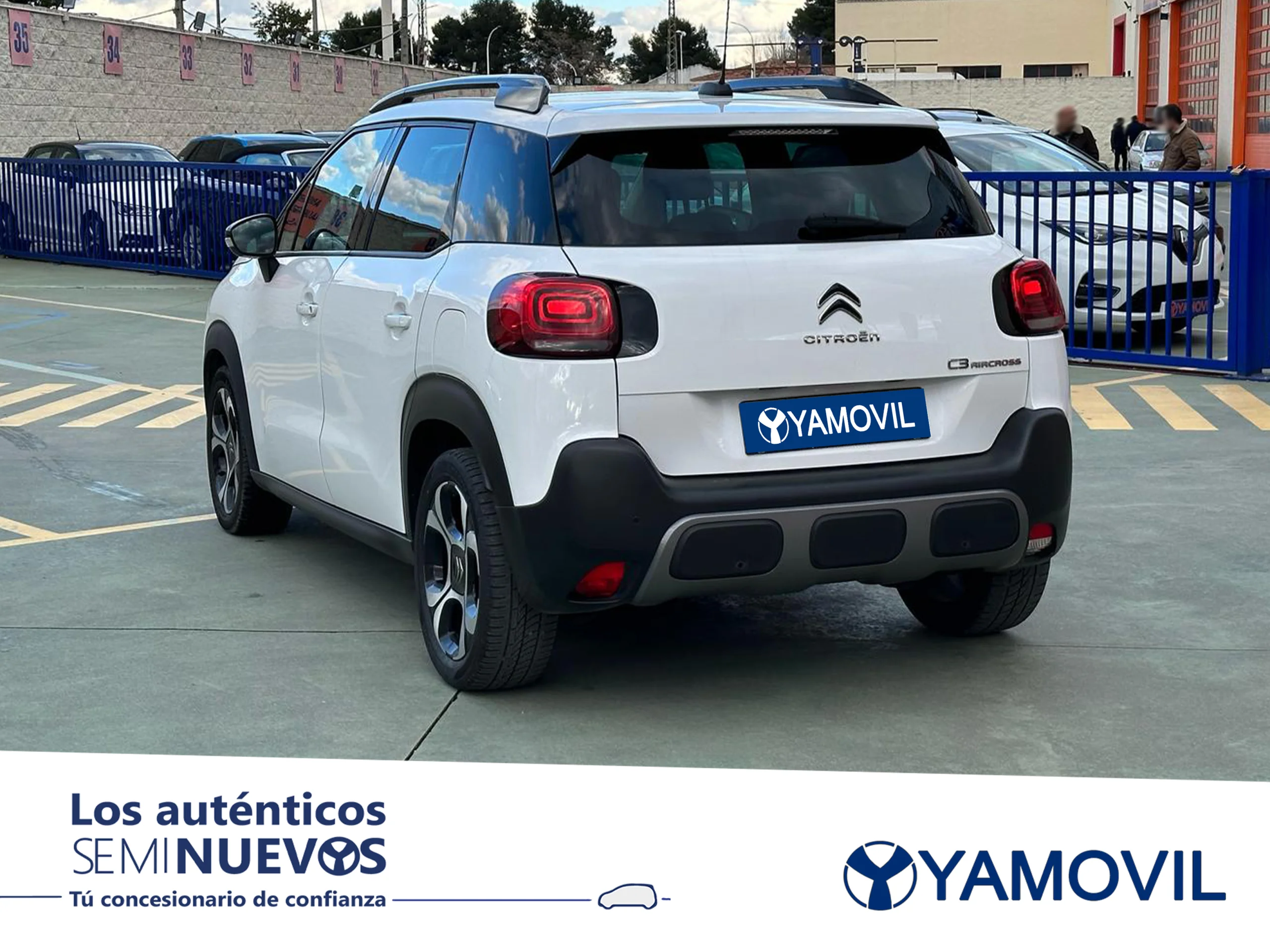 Citroen C3 Aircross PureTech 110 SANDS Shine 81 kW (110 CV) - Foto 4