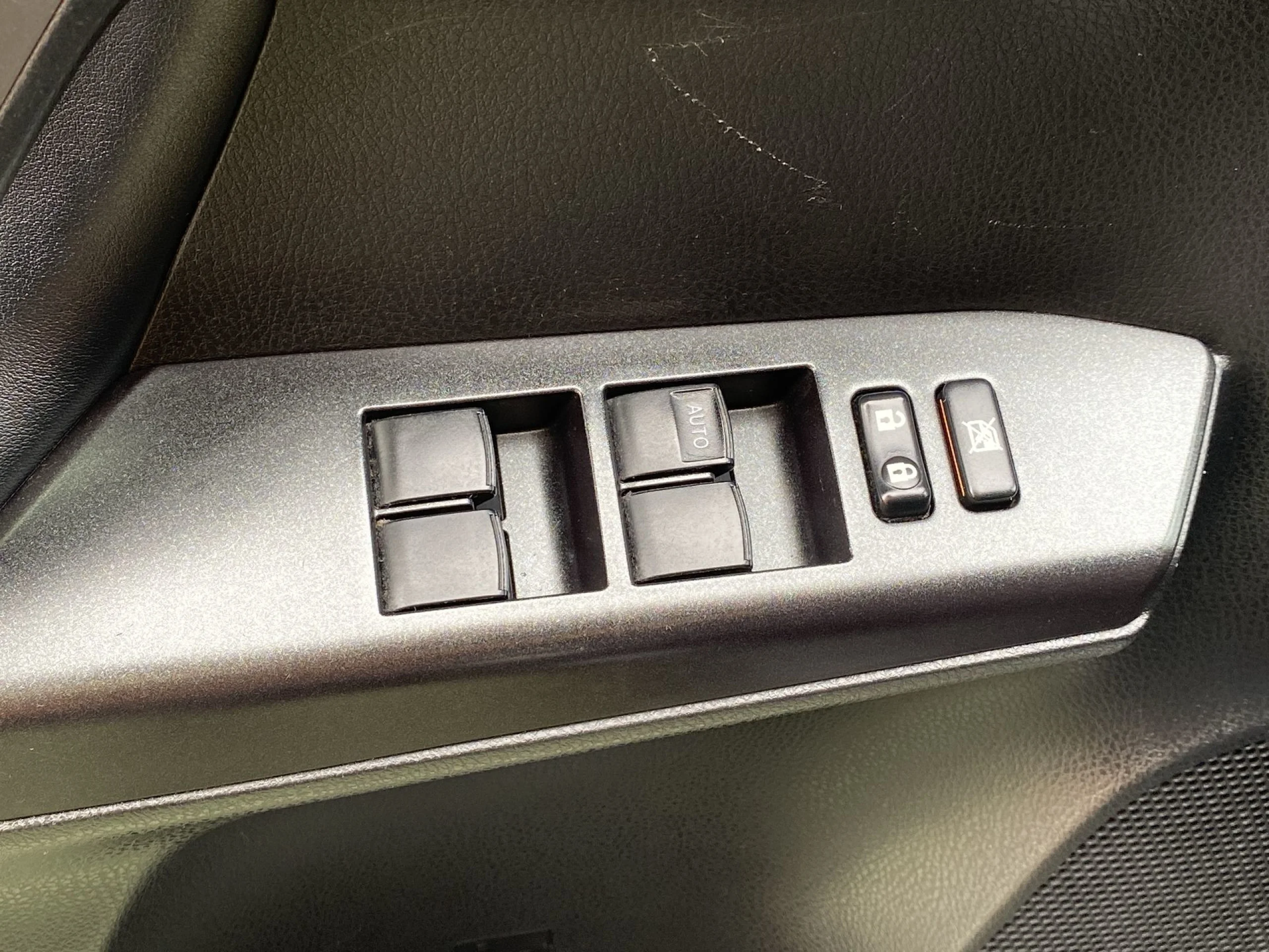 Toyota Rav4 2.5l hybrid Advance 2WD 145 kW (197 CV) - Foto 10