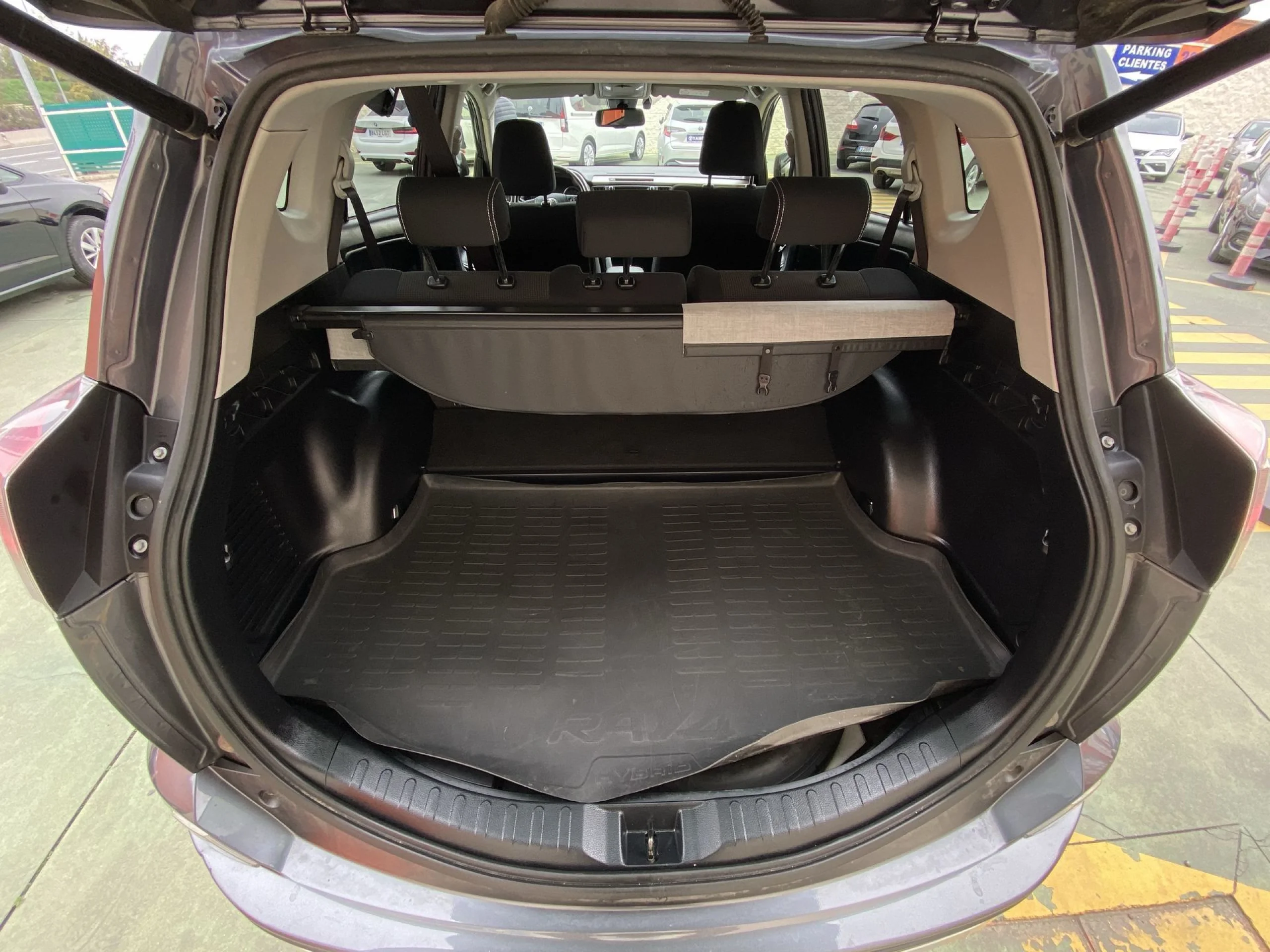 Toyota Rav4 2.5l hybrid Advance 2WD 145 kW (197 CV) - Foto 20