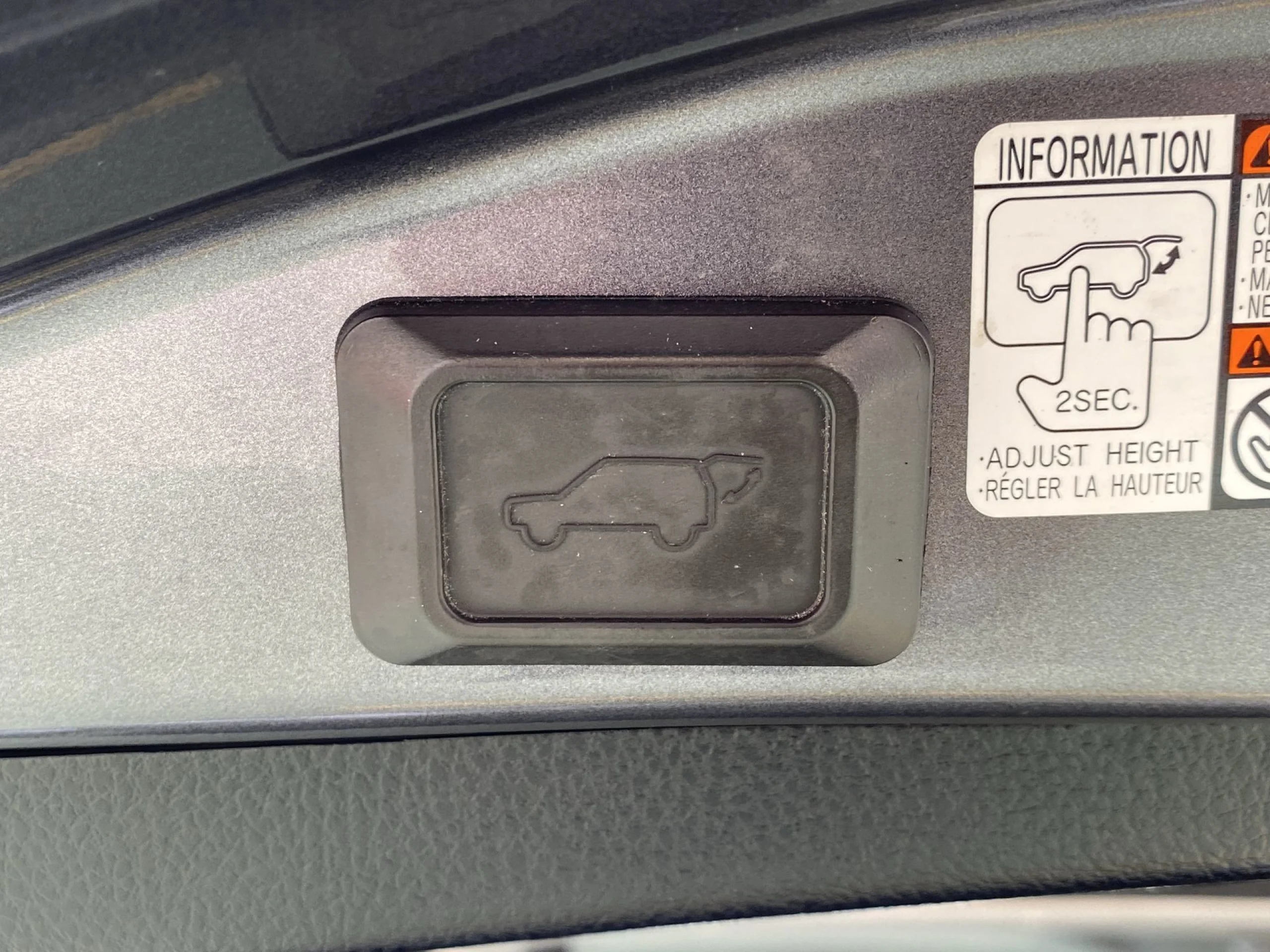Toyota Rav4 2.5l hybrid Advance 2WD 145 kW (197 CV) - Foto 23