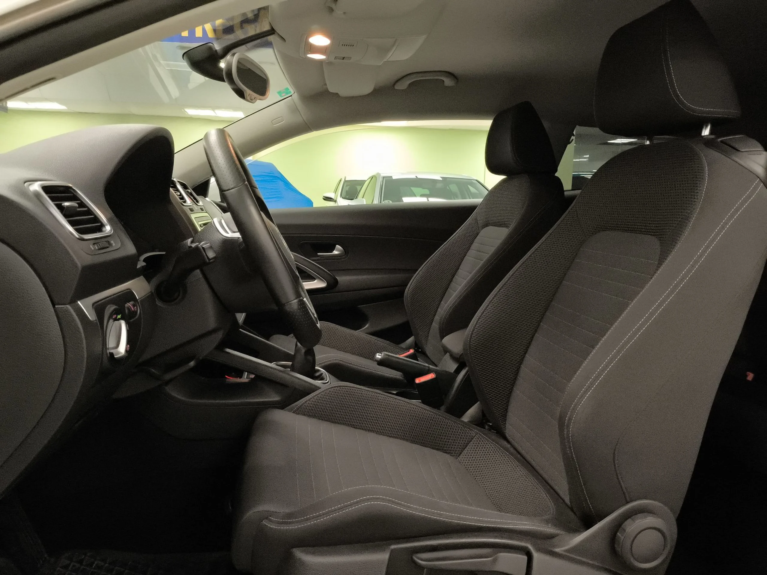 Volkswagen Scirocco by R-Line 1.4 TSI 90 kW (122 CV) - Foto 8