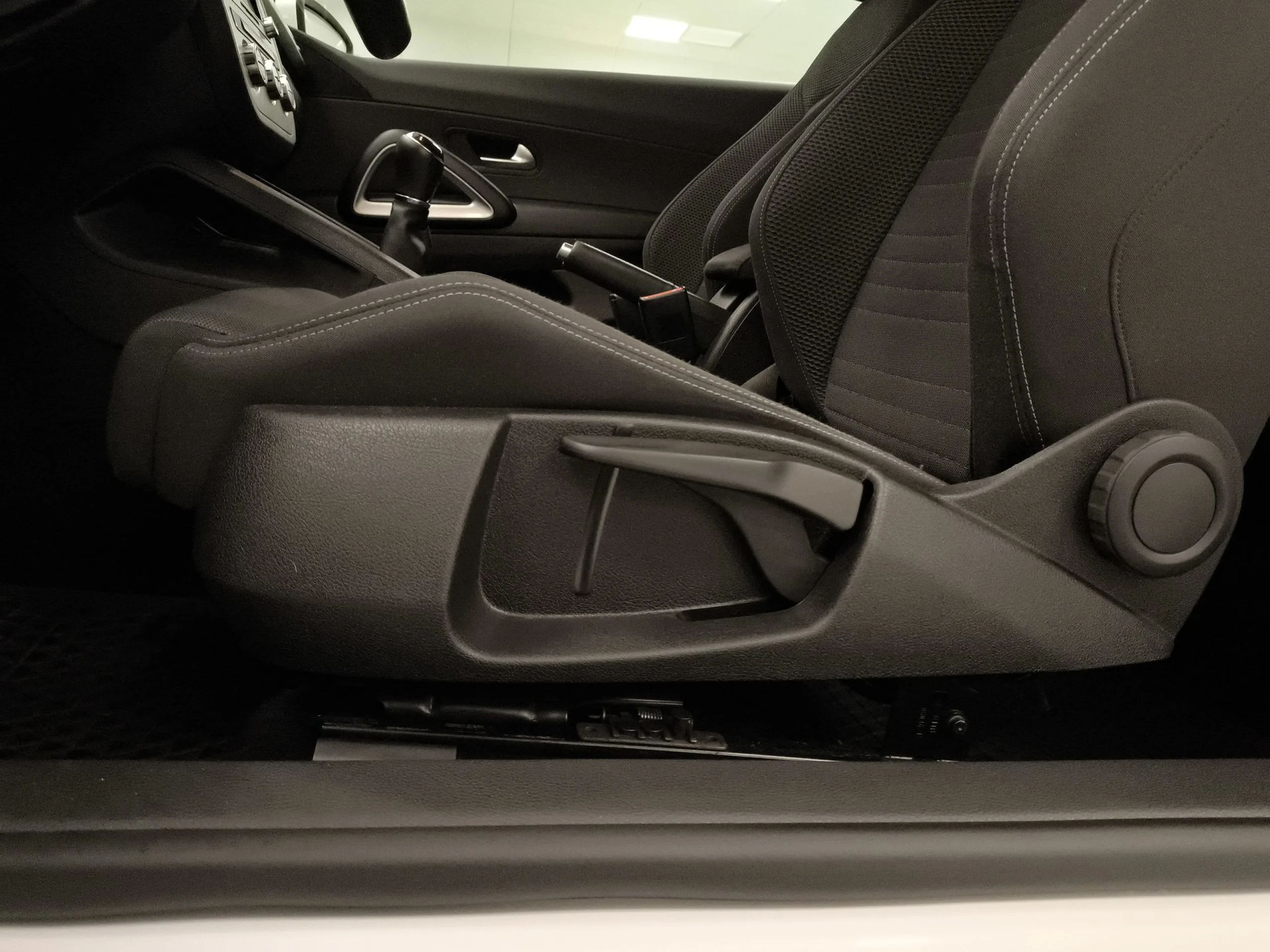 Volkswagen Scirocco by R-Line 1.4 TSI 90 kW (122 CV) - Foto 9