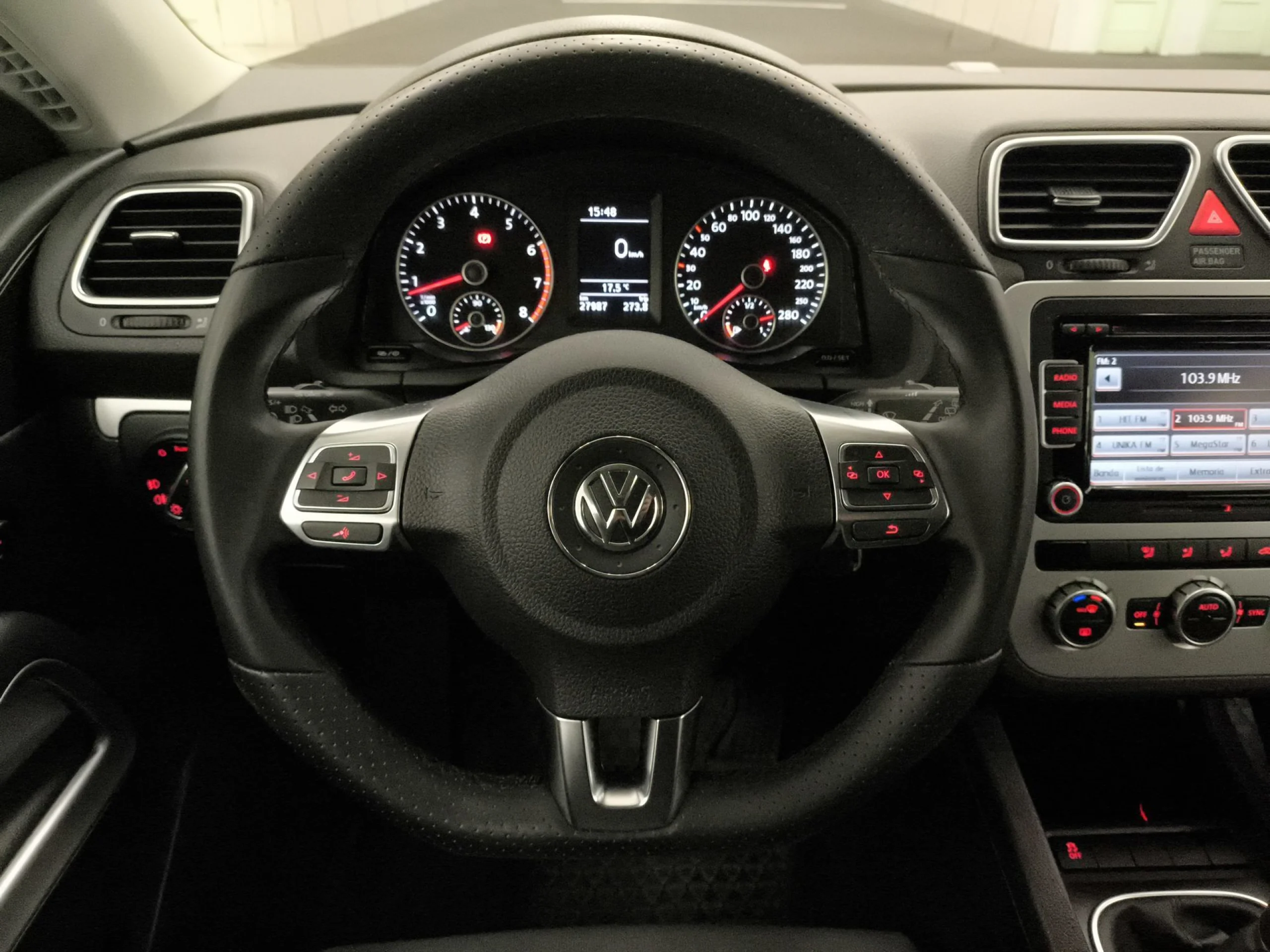 Volkswagen Scirocco by R-Line 1.4 TSI 90 kW (122 CV) - Foto 11