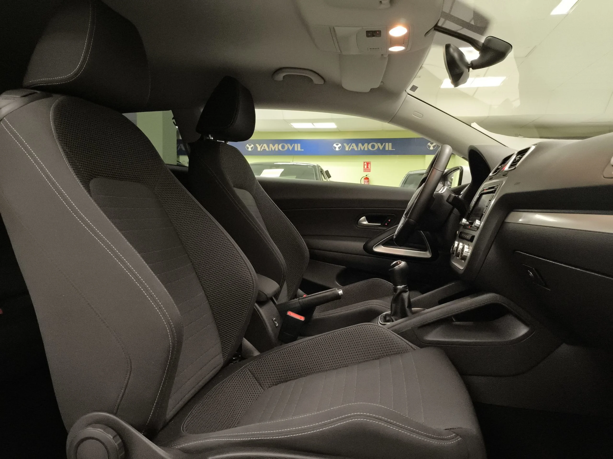 Volkswagen Scirocco by R-Line 1.4 TSI 90 kW (122 CV) - Foto 19