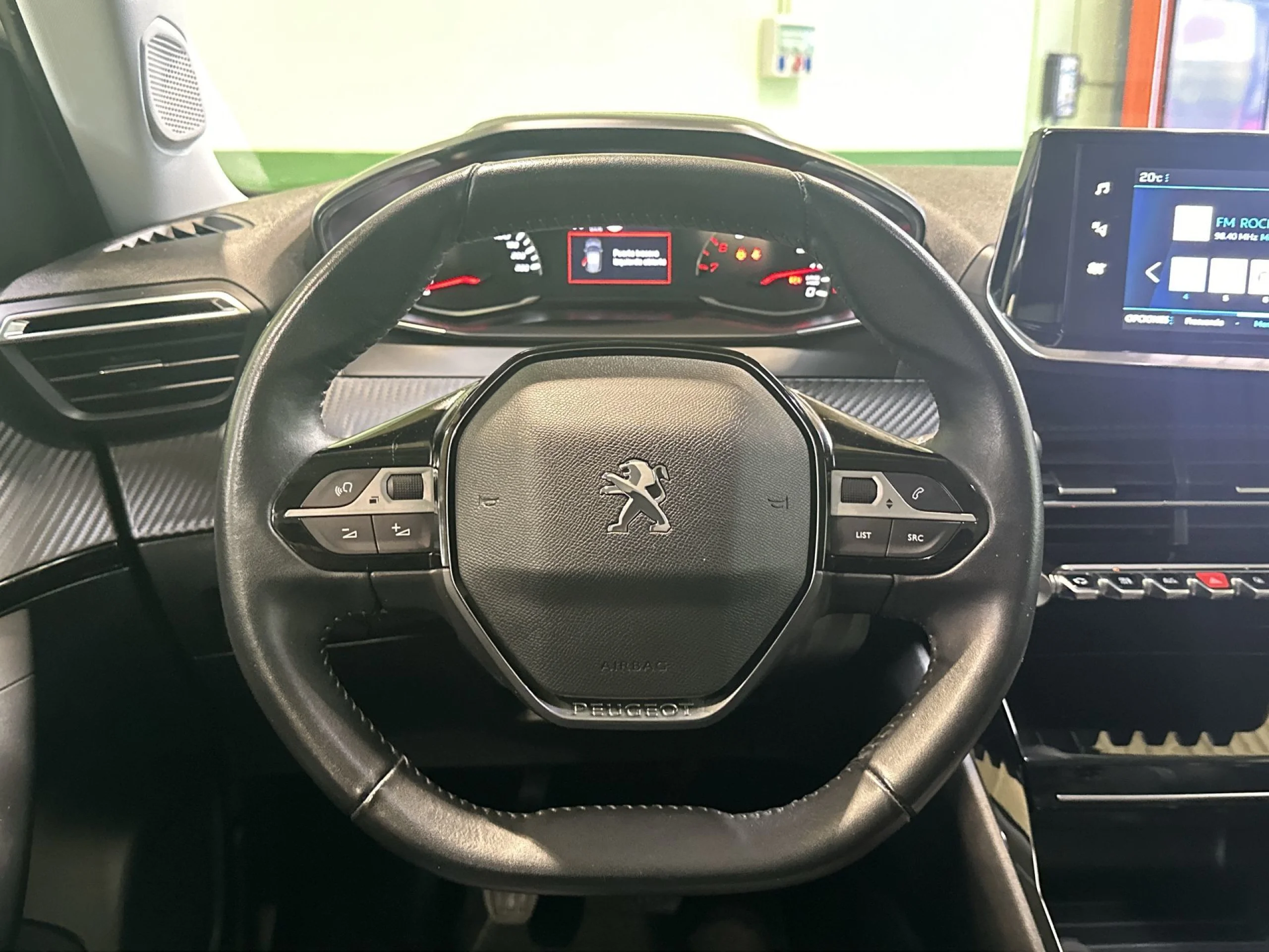 Peugeot 2008 SUV PureTech 100 SANDS Allure Pack 75 kW (100 CV) - Foto 10