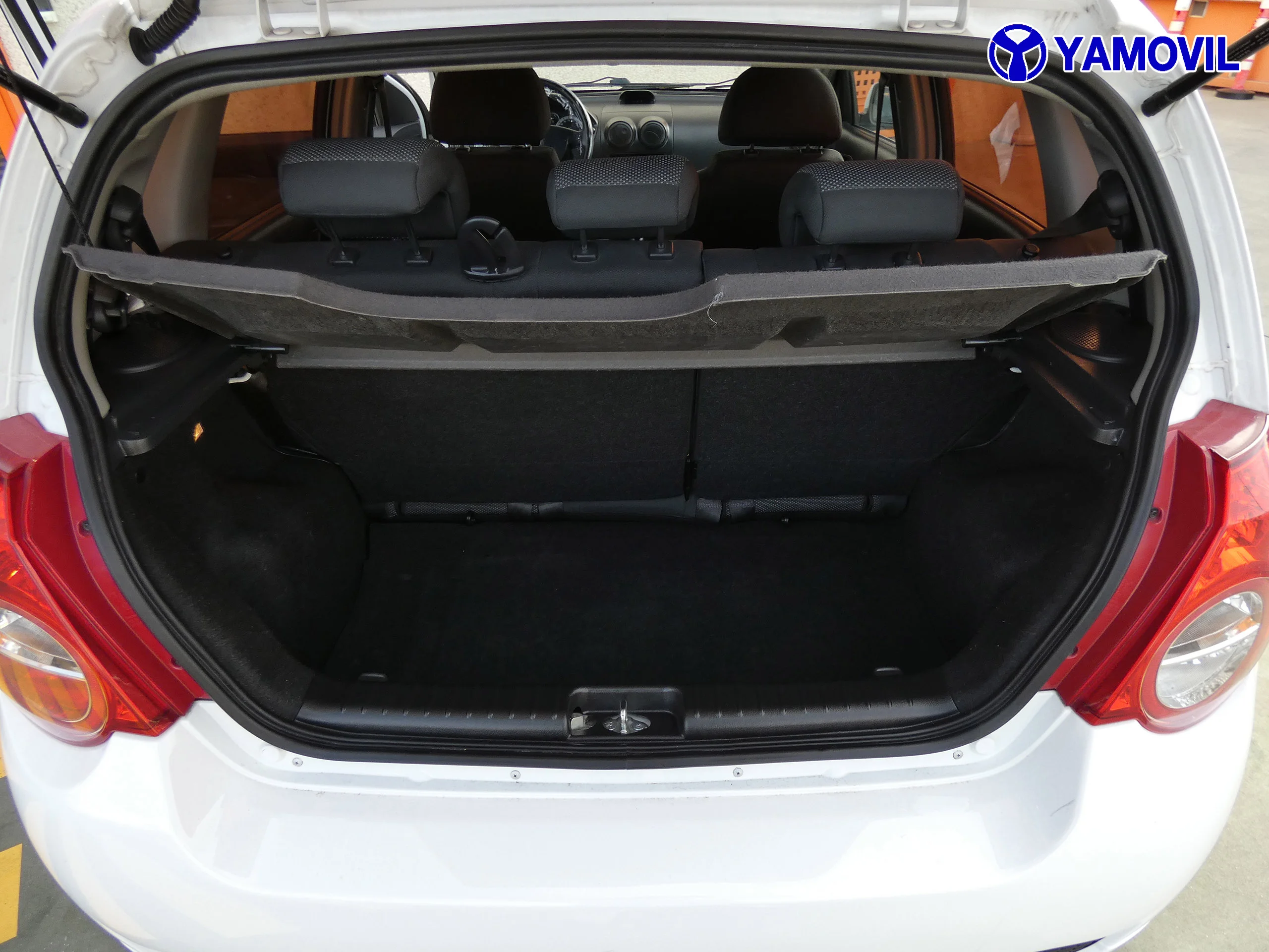 Chevrolet Aveo 1.2I 84CV LS 5P - Foto 7