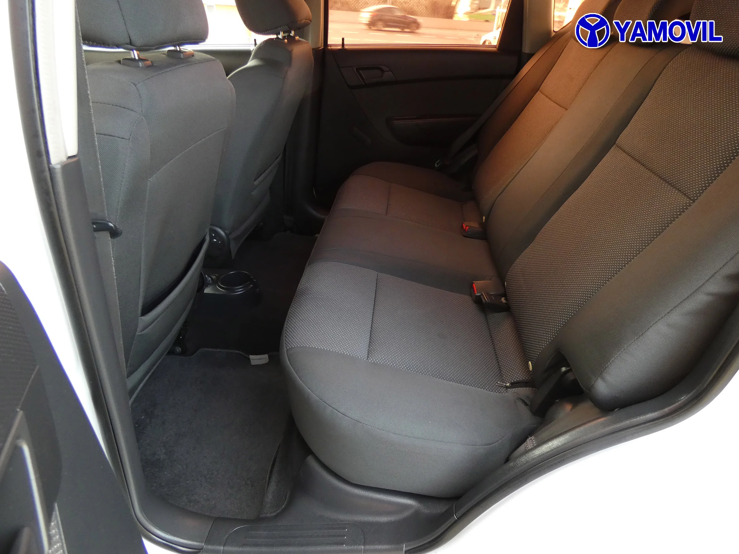 Chevrolet Aveo 1.2I 84CV LS 5P - Foto 15