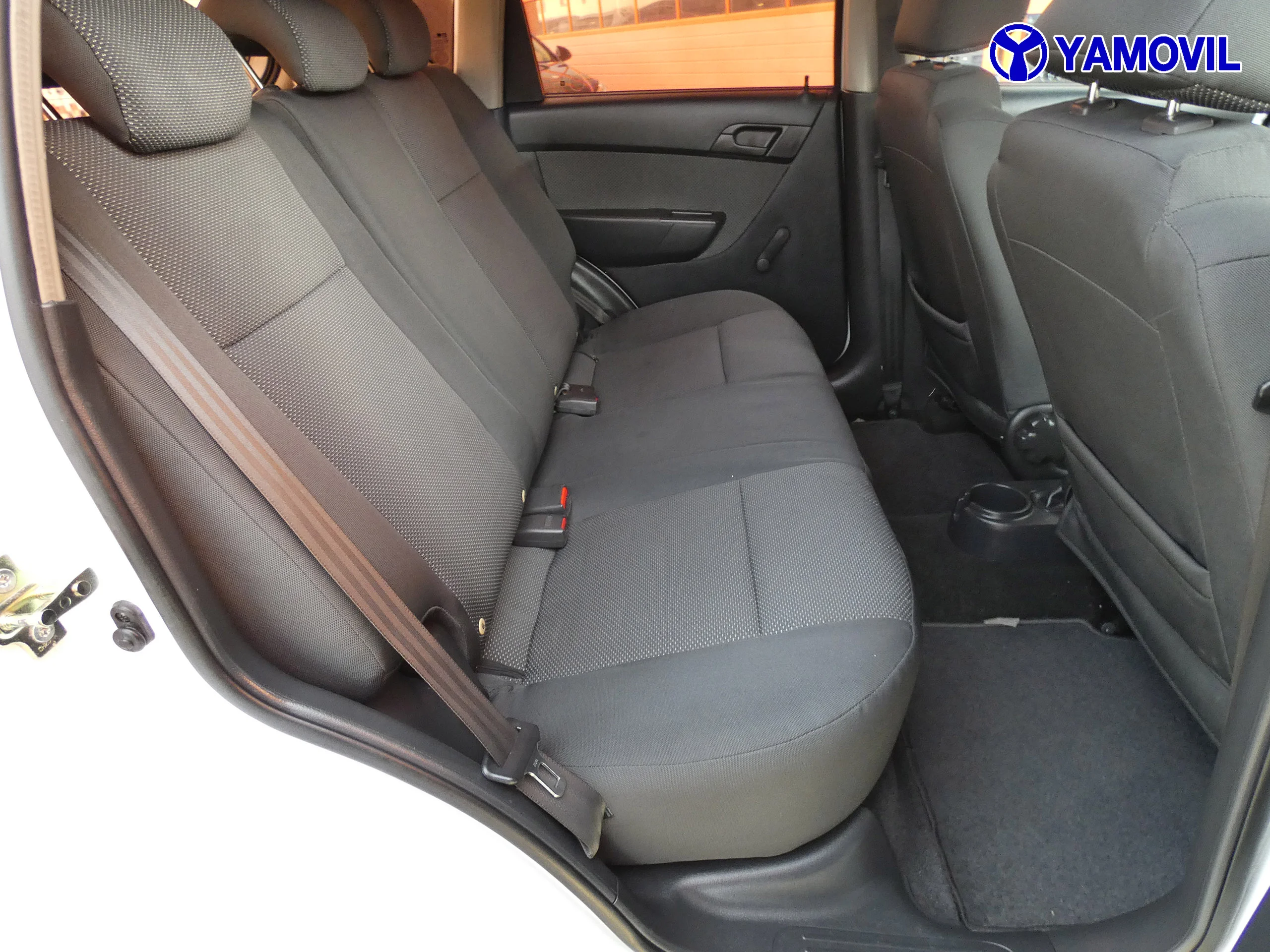 Chevrolet Aveo 1.2I 84CV LS 5P - Foto 20