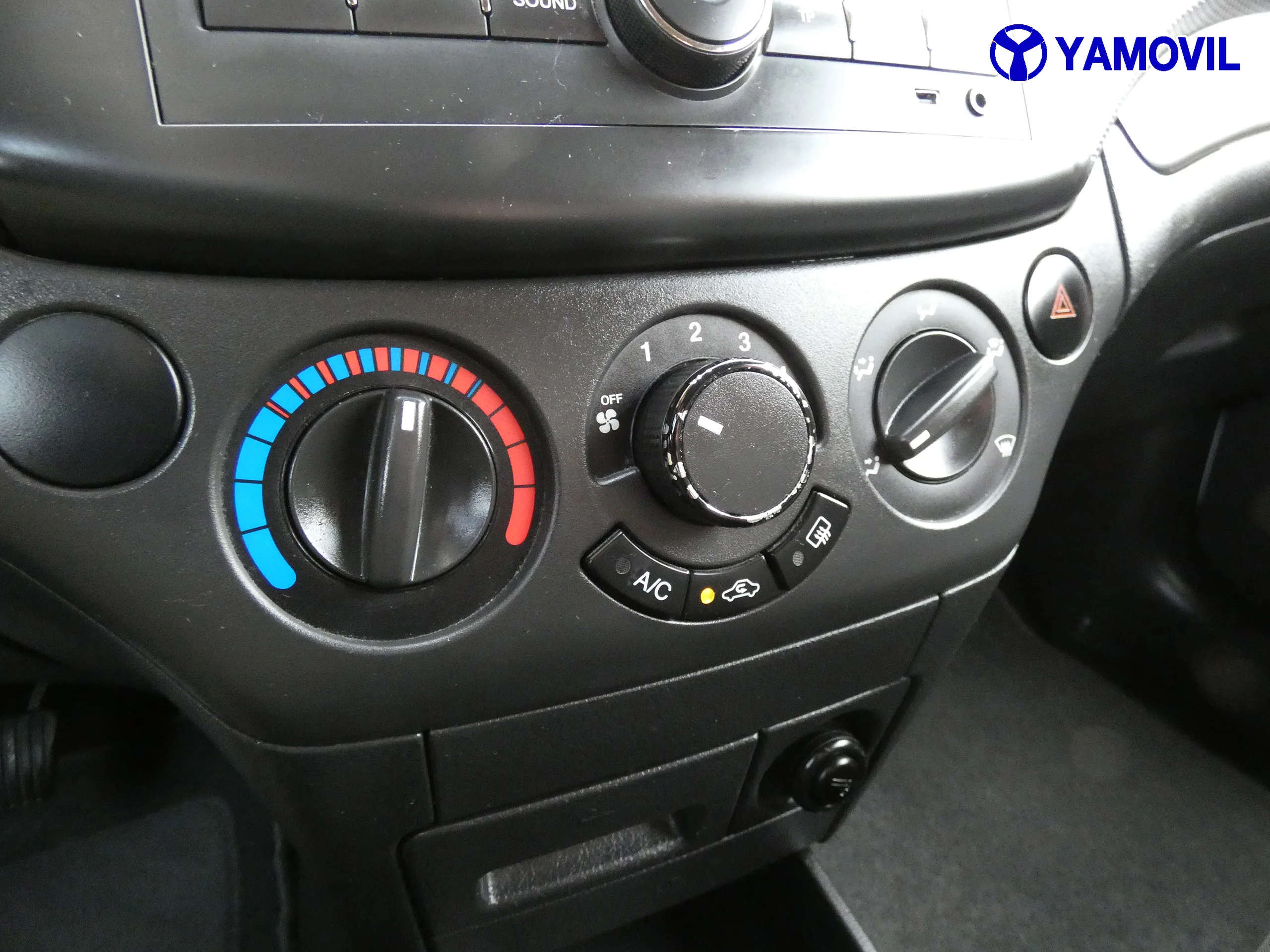 Chevrolet Aveo 1.2I 84CV LS 5P - Foto 24