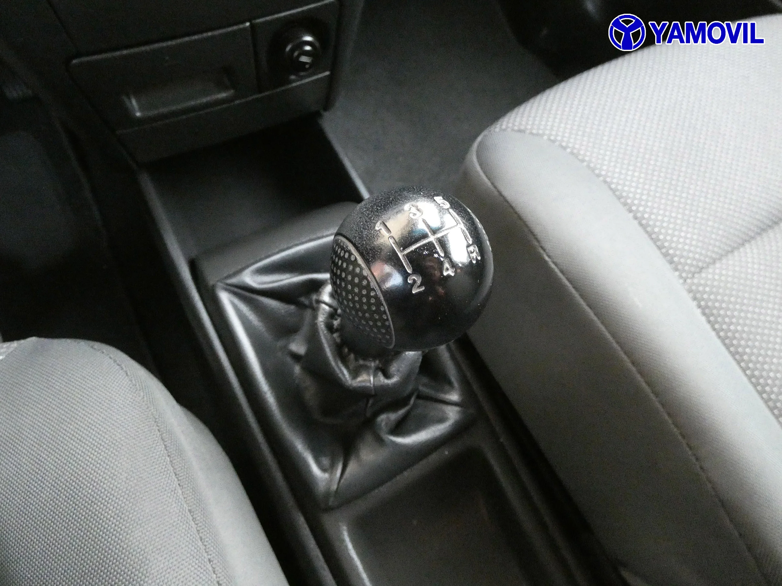 Chevrolet Aveo 1.2I 84CV LS 5P - Foto 25