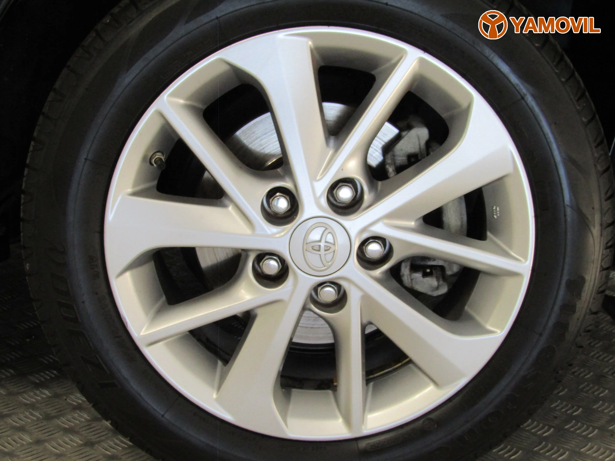 Toyota Auris 1.6 ACTIVE - Foto 12