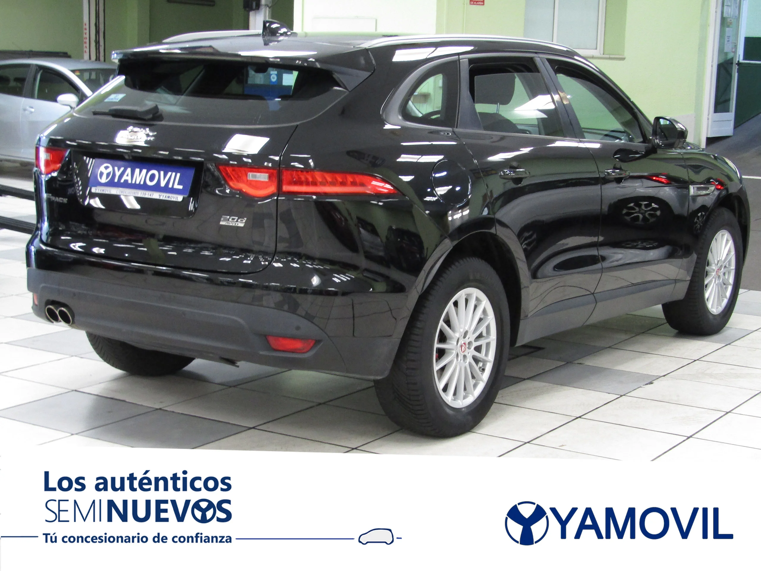 Jaguar F-Pace 2.0D PURE MAN 4X2 - Foto 4