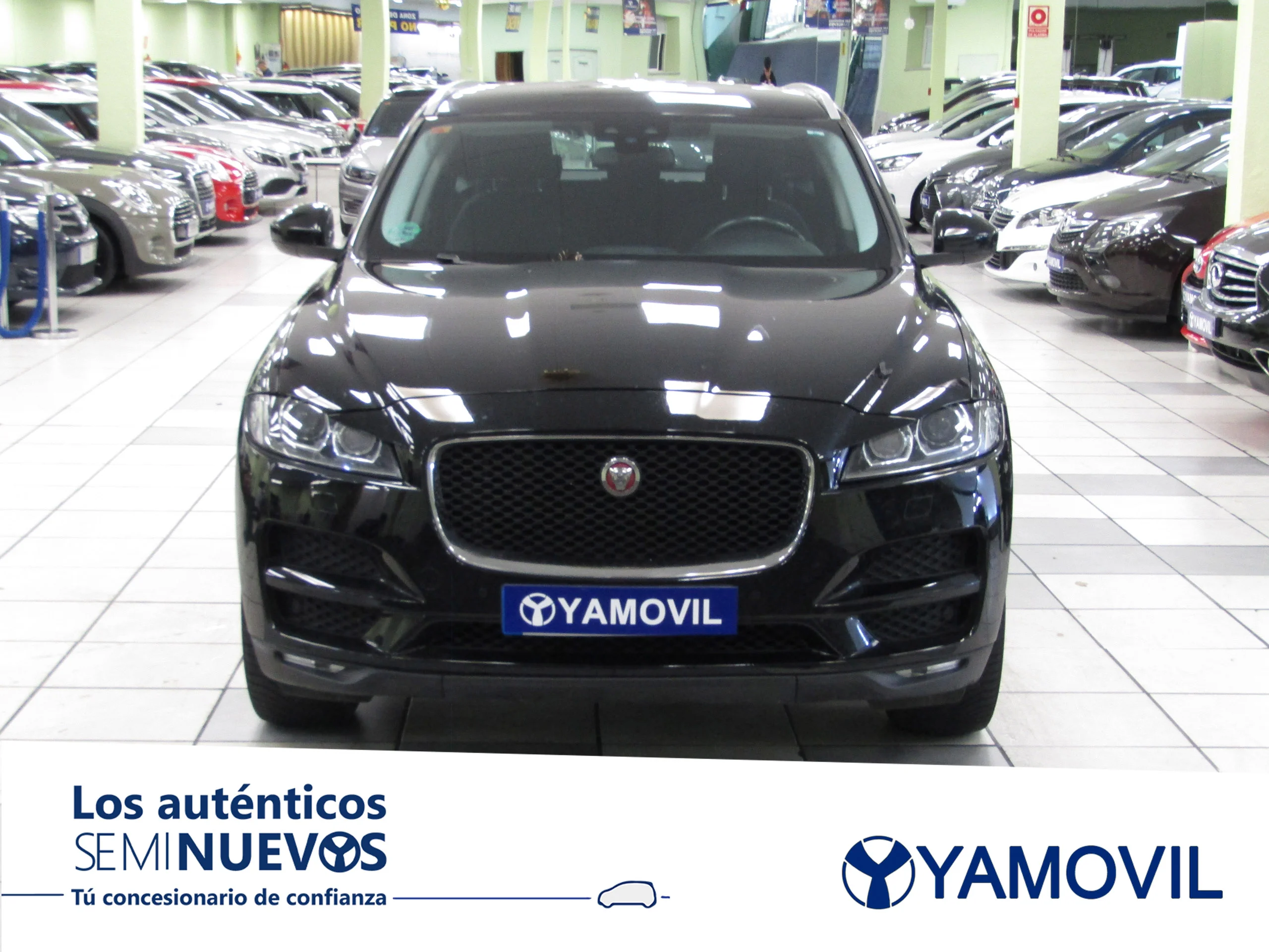 Jaguar F-Pace 2.0D PURE MAN 4X2 - Foto 2