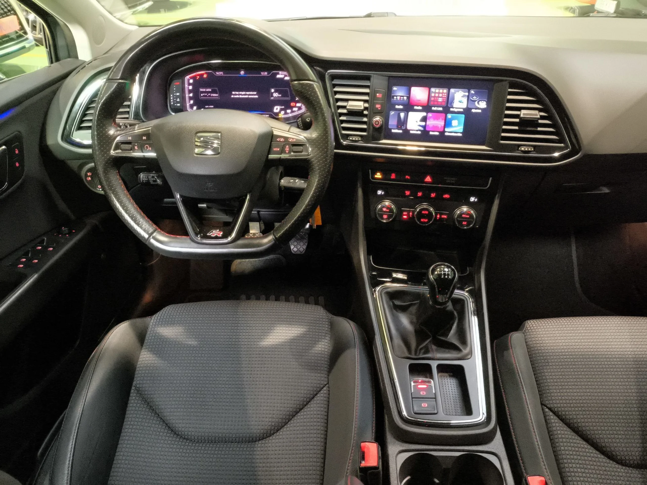 Seat León 1.5 TSI SANDS FR Edition 96 kW (130 CV) - Foto 17