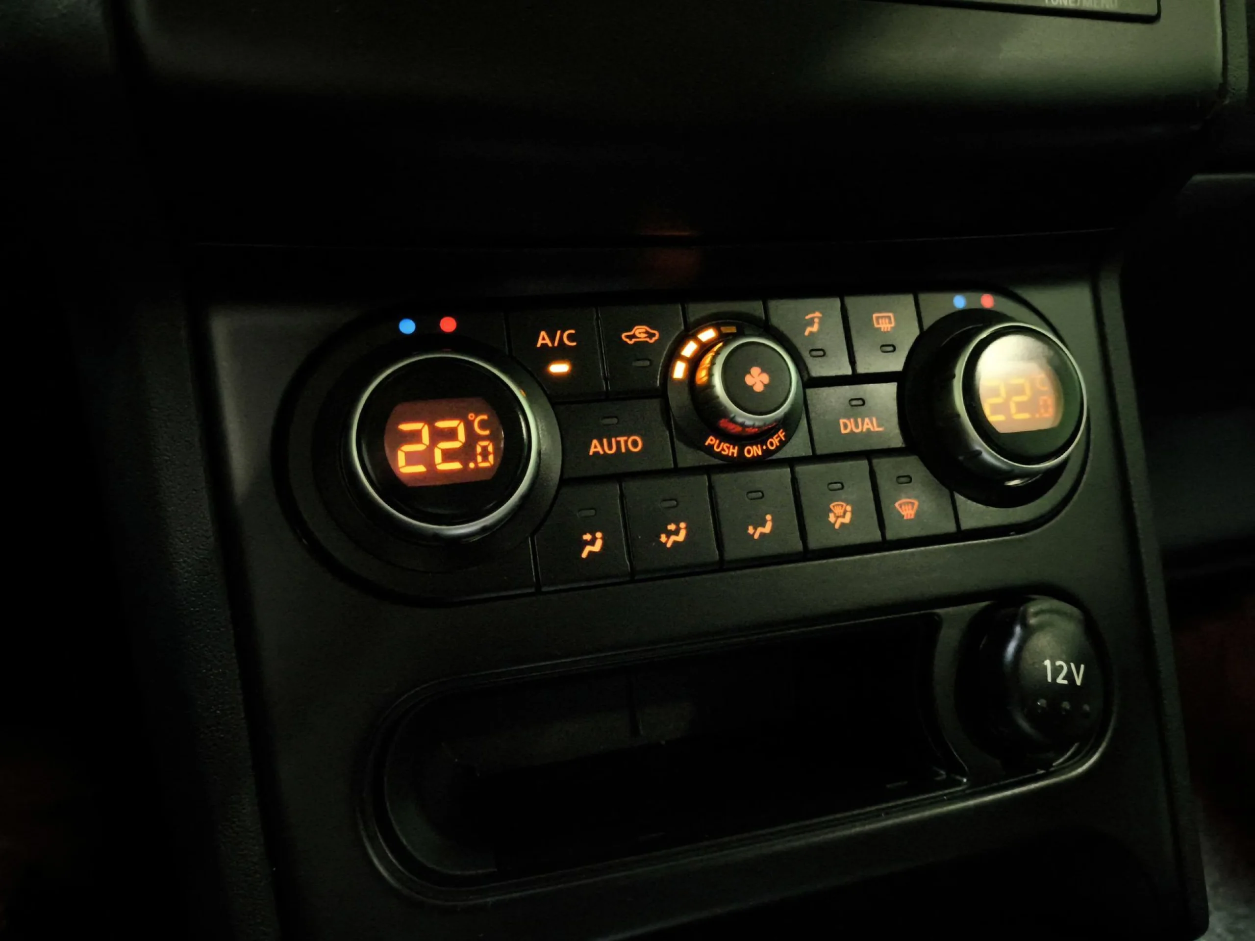 Nissan Qashqai 2.0 Acenta 4x2 CVT 103 kW (140 CV) - Foto 19