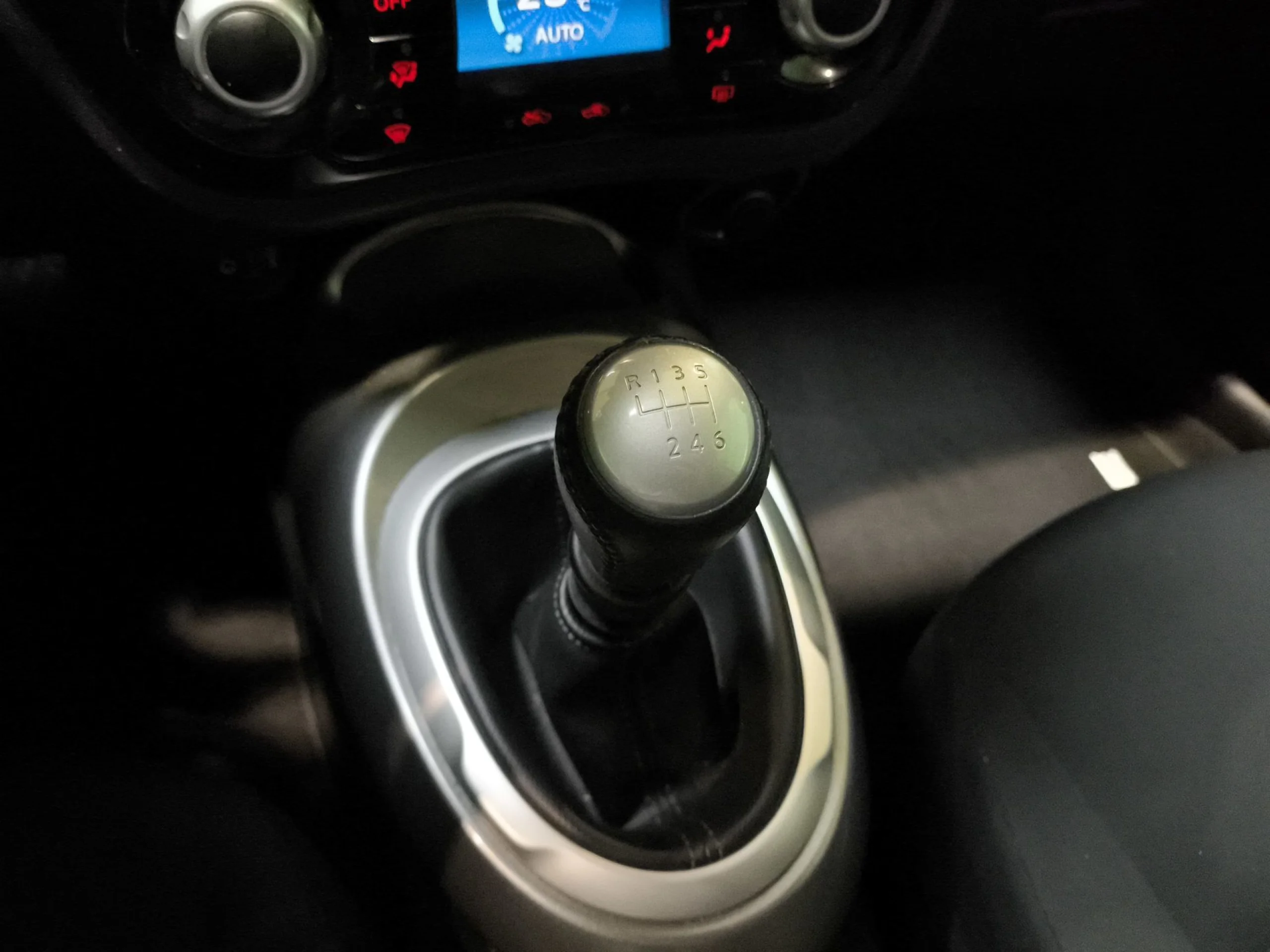 Nissan Juke 1.2 DIG-T Acenta 85 kW (115 CV) - Foto 15