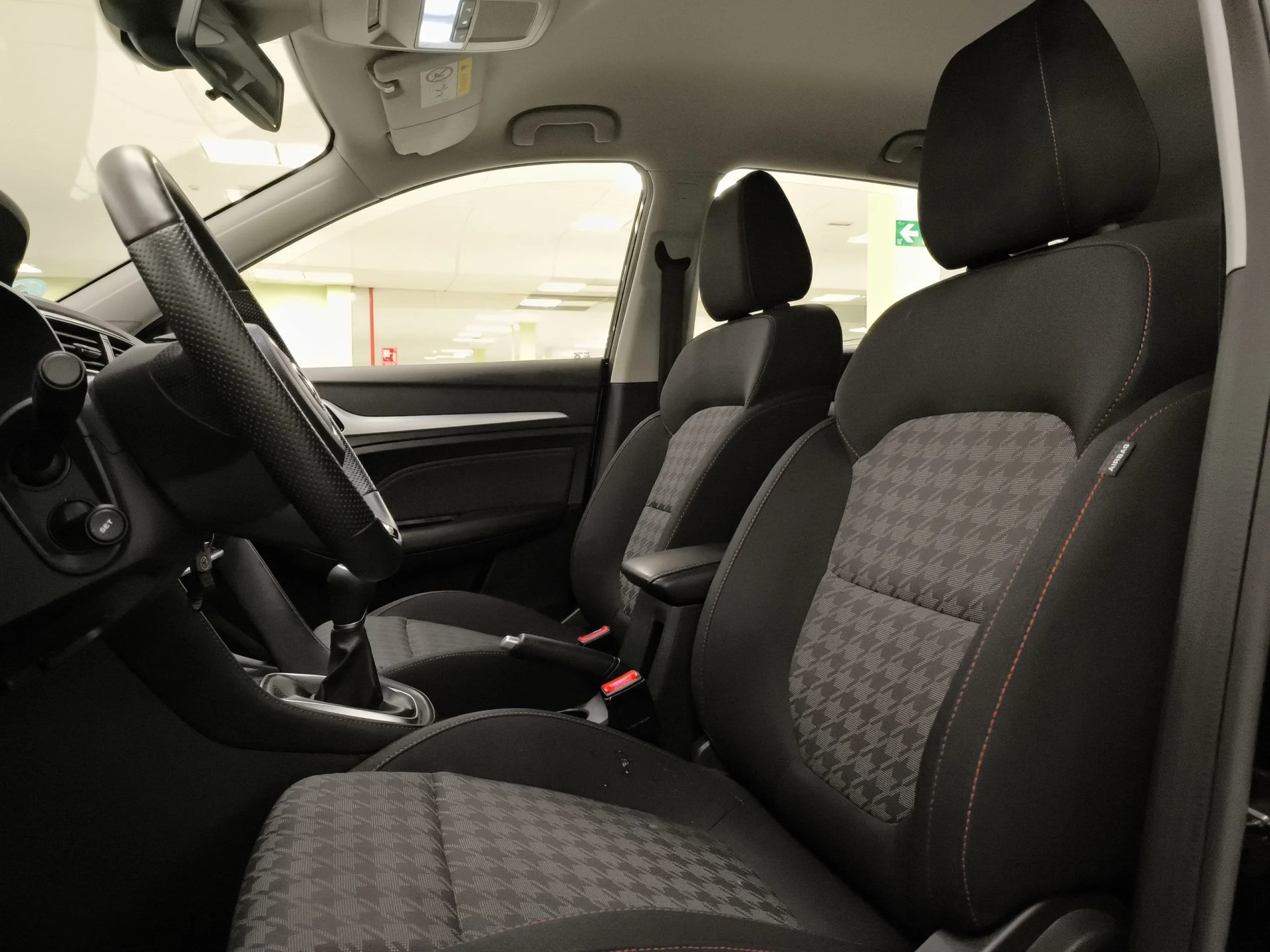 MG ZS 1.5 Comfort 78 kW (106 CV) - Foto 8