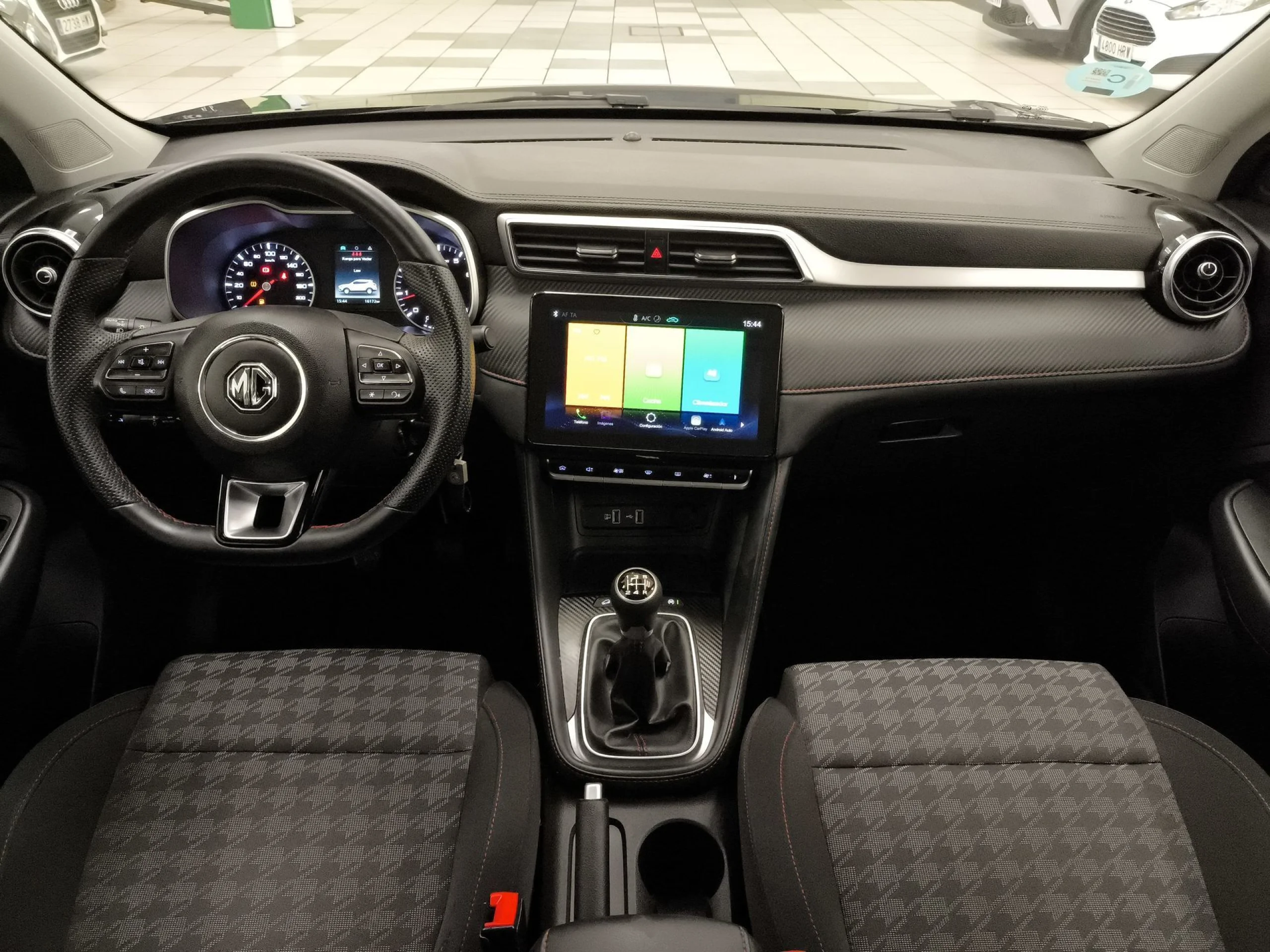 MG ZS 1.5 Comfort 78 kW (106 CV) - Foto 11