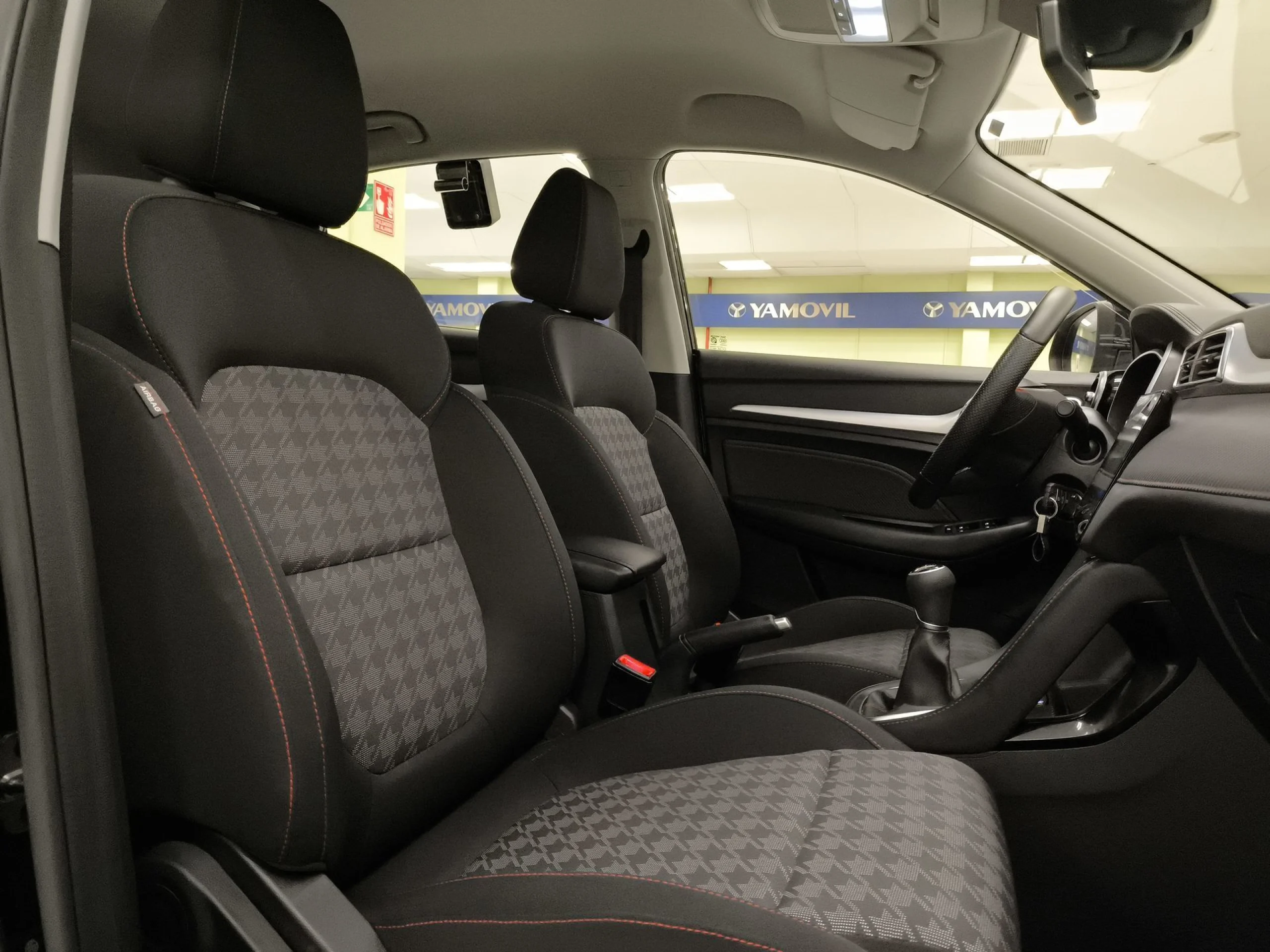 MG ZS 1.5 Comfort 78 kW (106 CV) - Foto 22