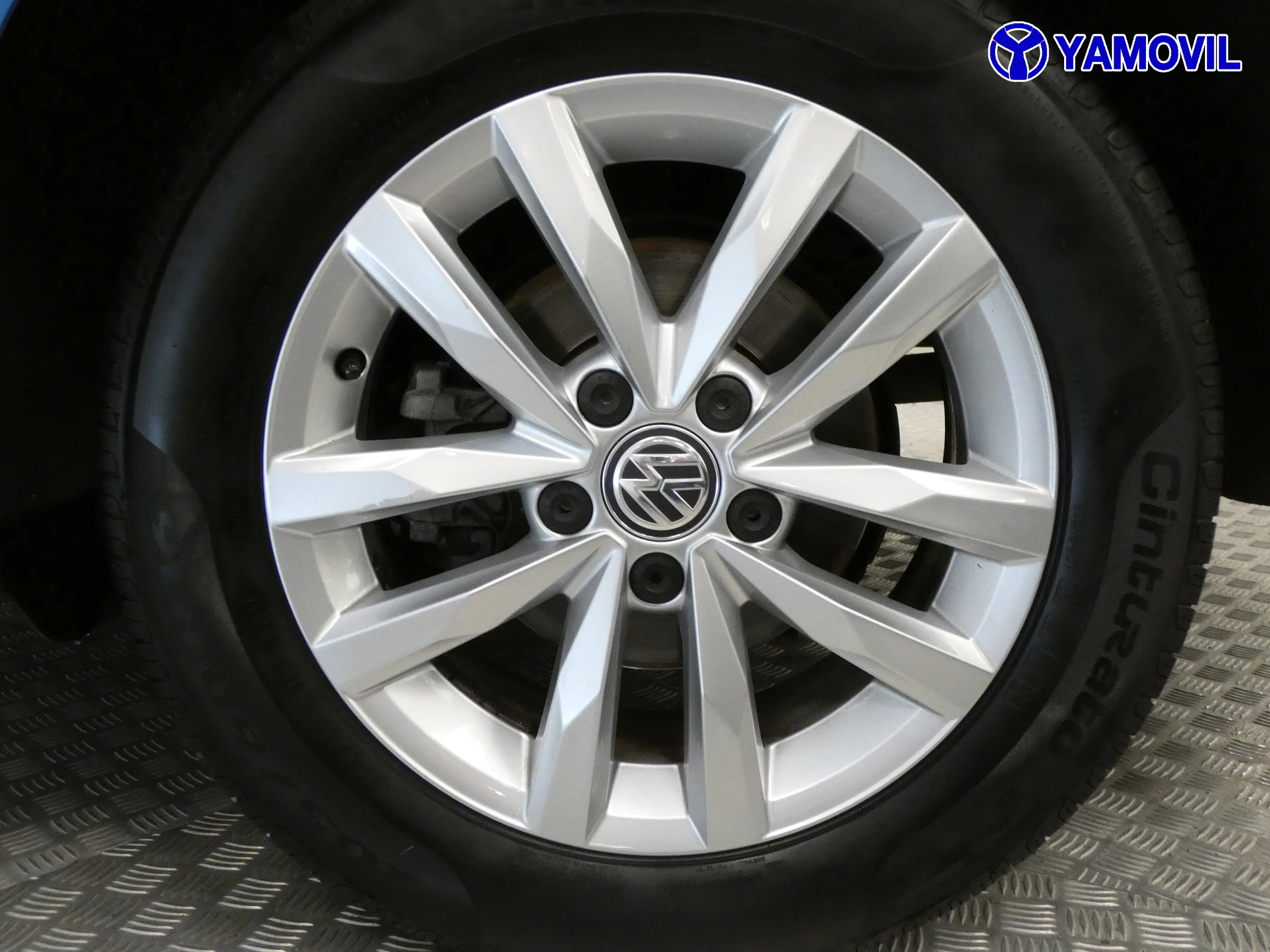 Volkswagen Touran 1.6 TDI DSG - Foto 10